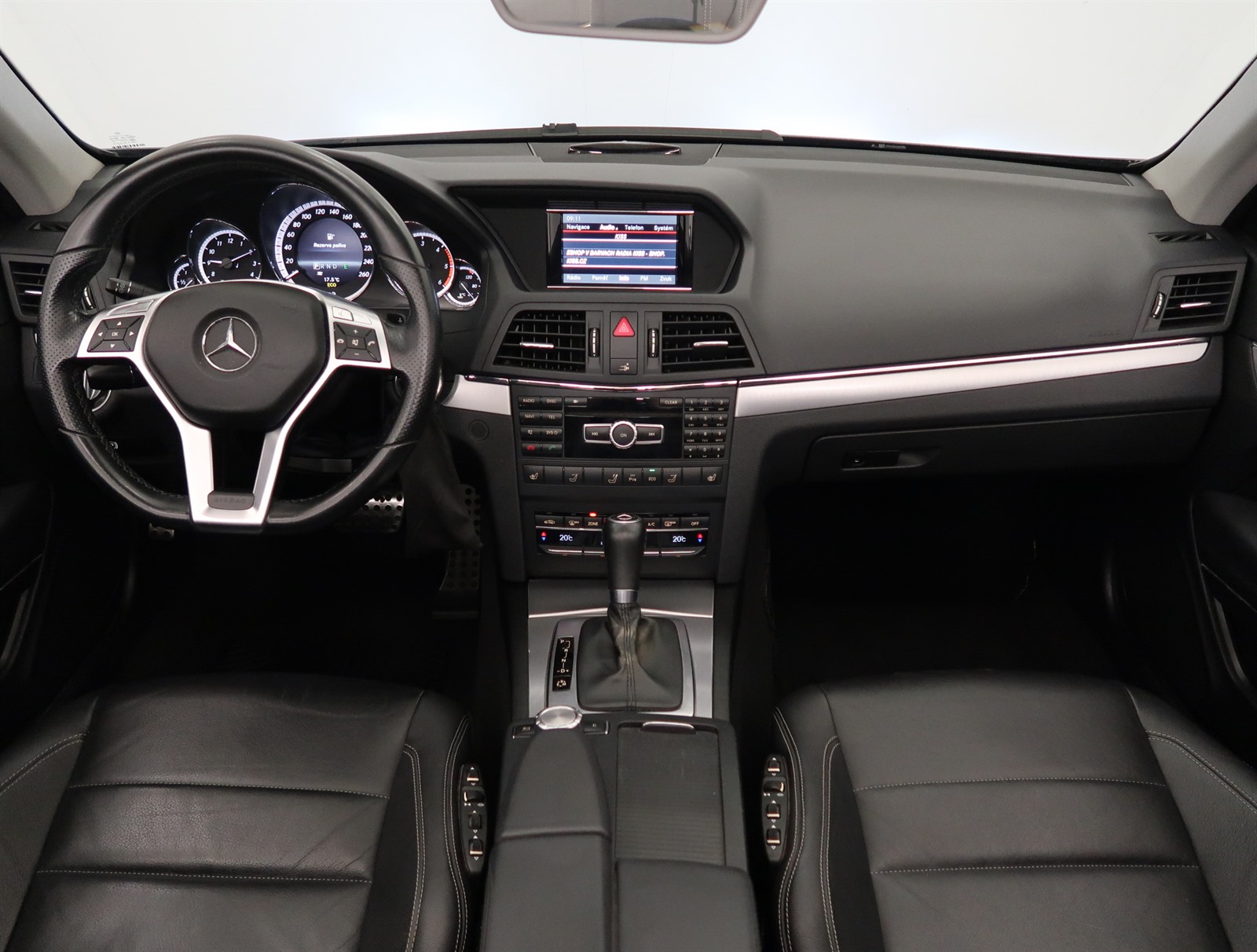Mercedes-Benz E, 2012 - pohled č. 10