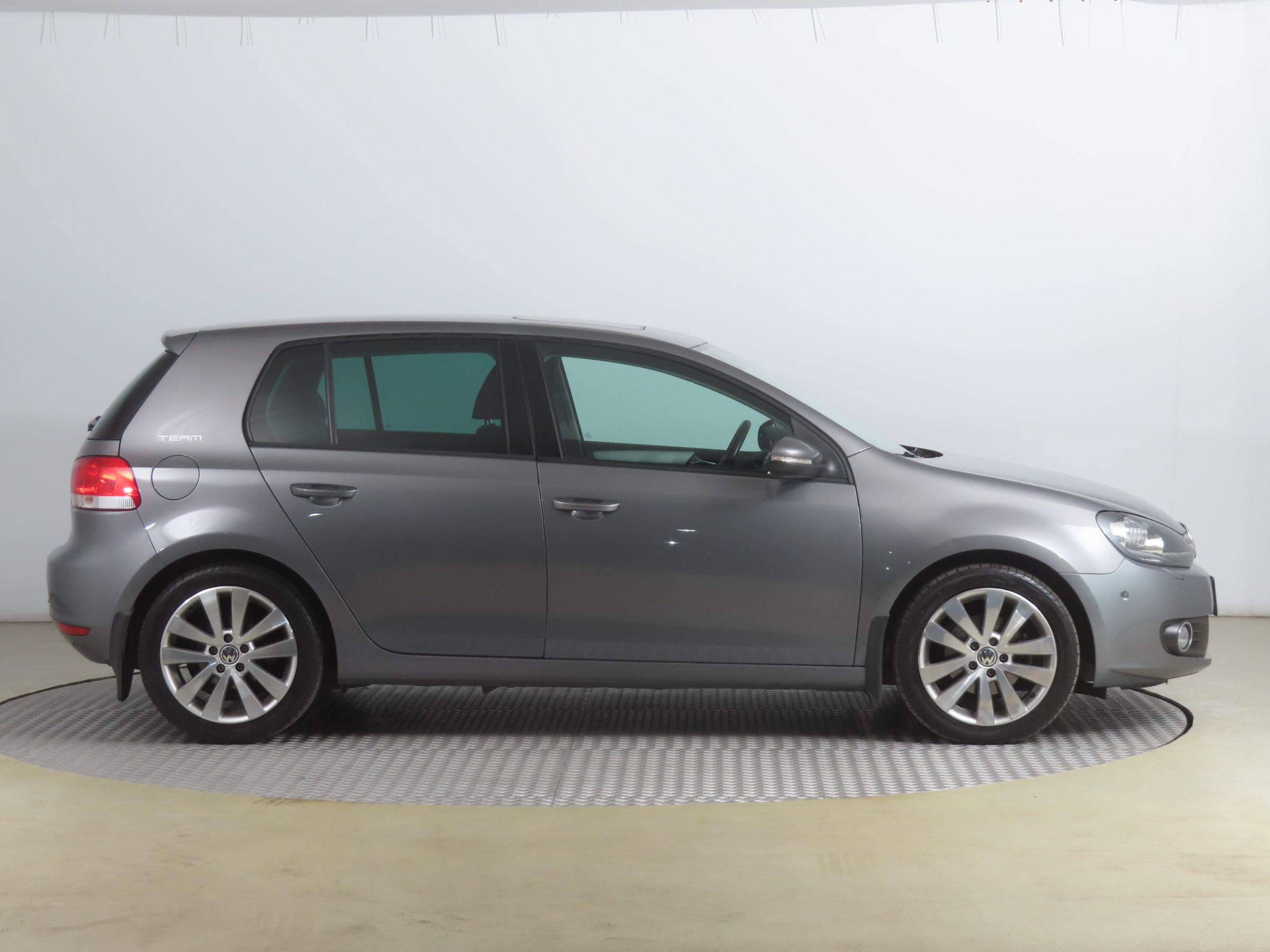 Volkswagen Golf, 2010 - pohled č. 8