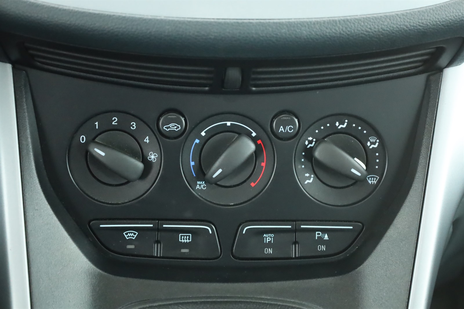 Ford C-MAX, 2011 - pohled č. 18
