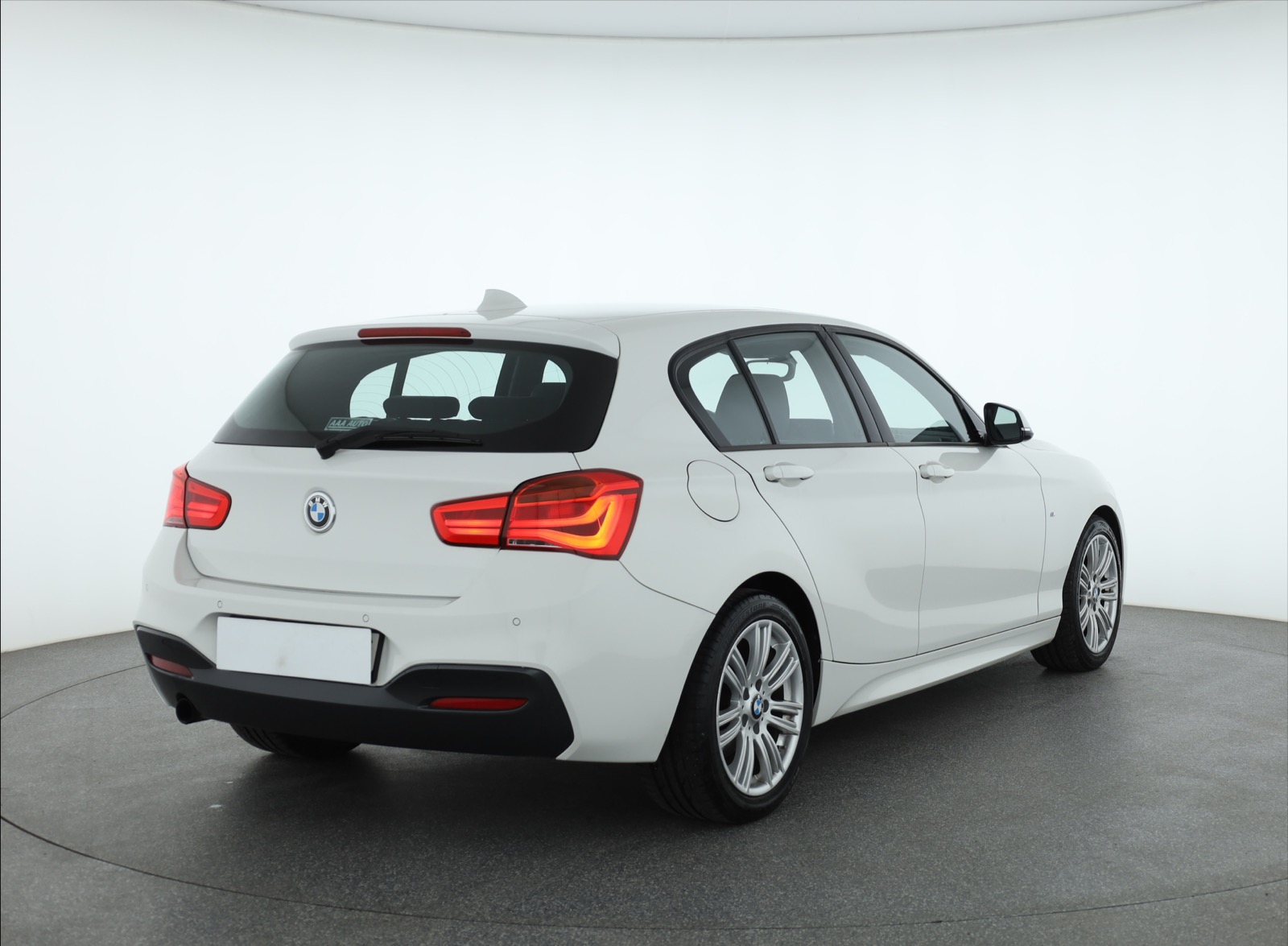 BMW 1, 2016 - pohled č. 7