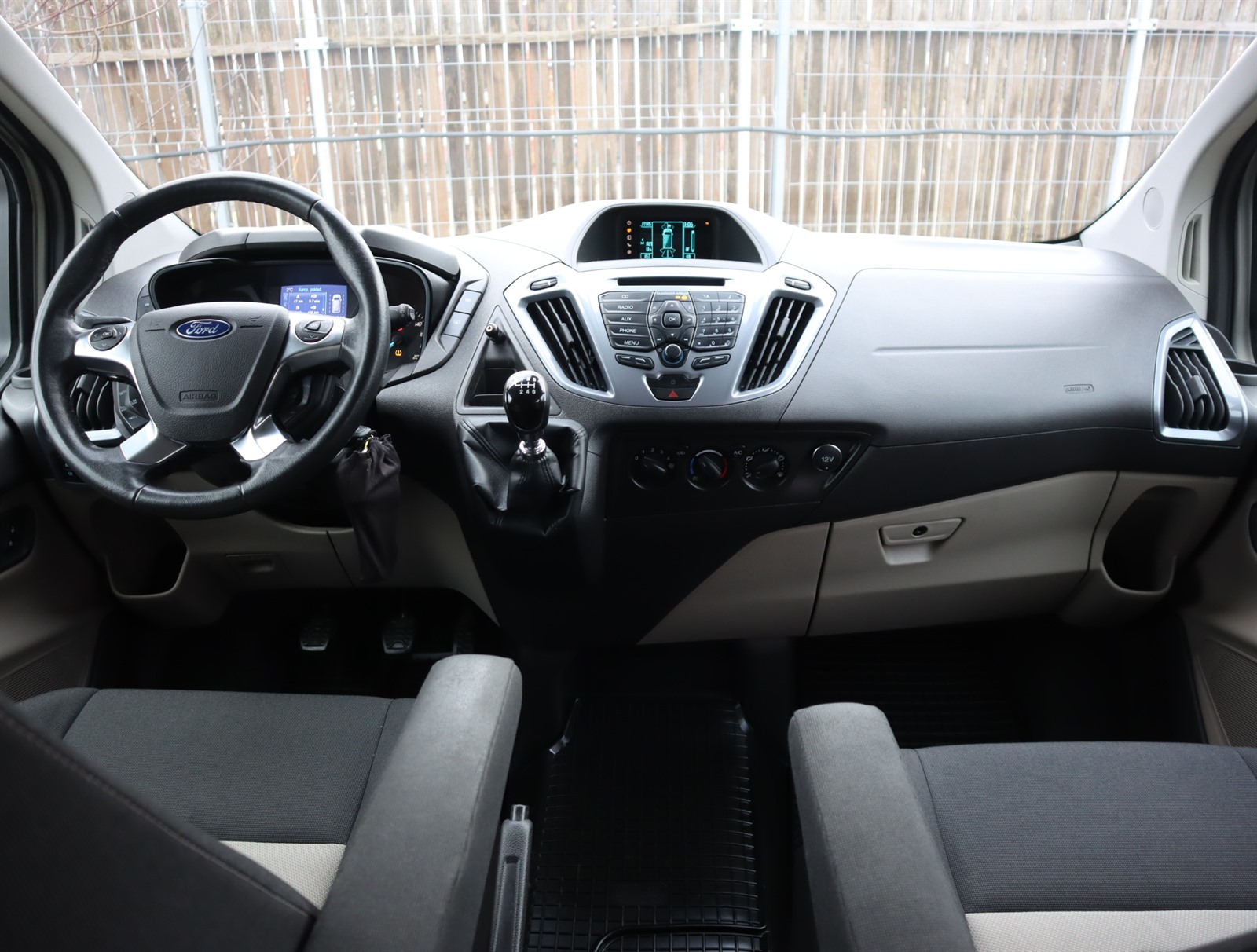 Ford Tourneo Custom, 2015 - pohled č. 10