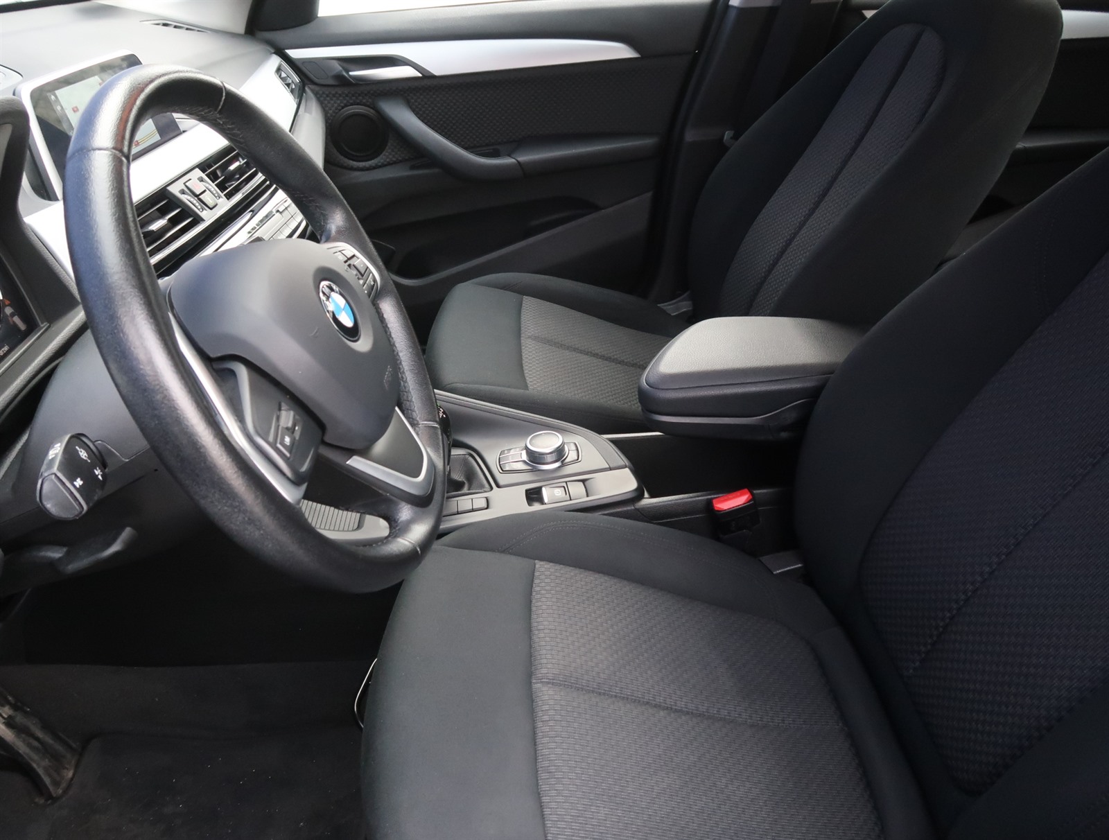 BMW X1, 2019 - pohled č. 16