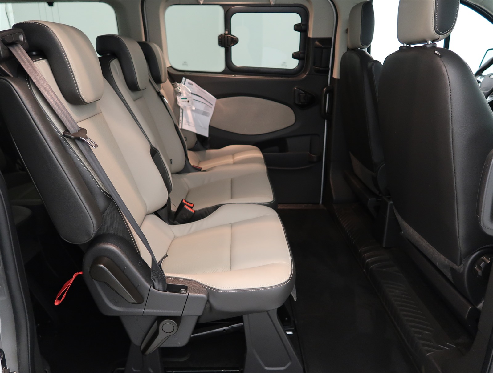 Ford Tourneo Custom, 2018 - pohled č. 13