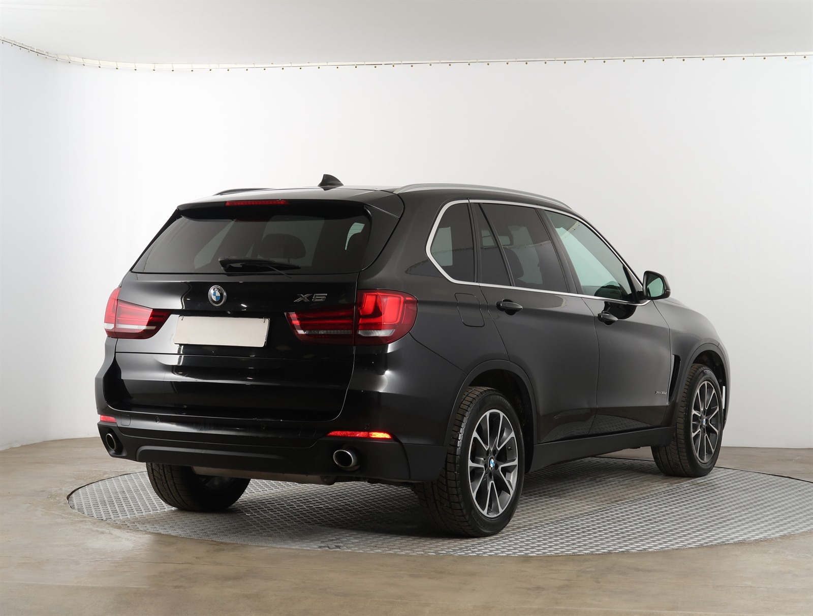 BMW X5, 2015 - pohled č. 7