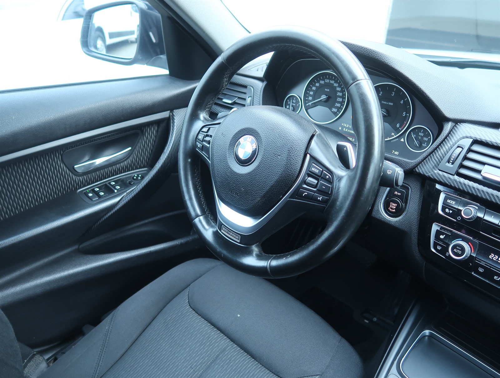 BMW Řada 3, 2015 - pohled č. 9