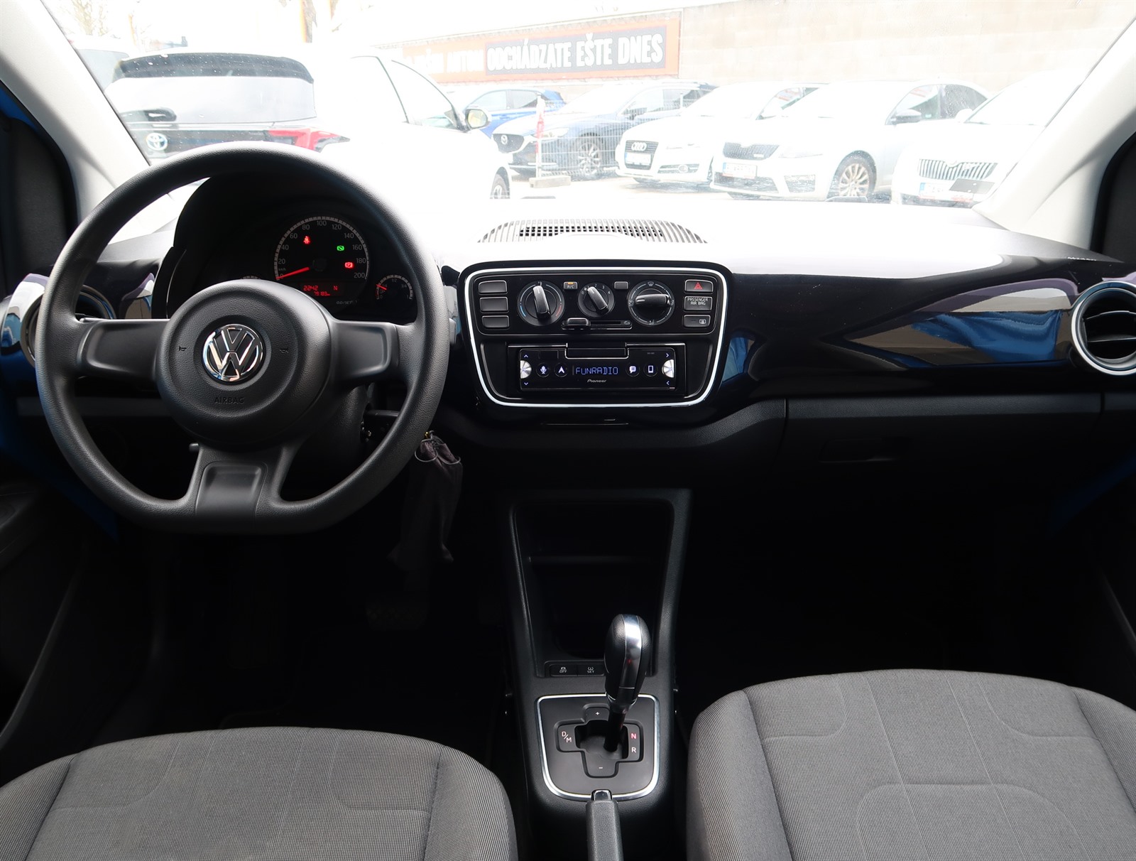 Volkswagen up!, 2014 - pohled č. 10