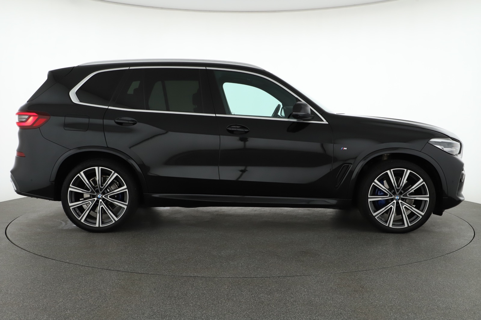 BMW X5, 2022 - pohled č. 8