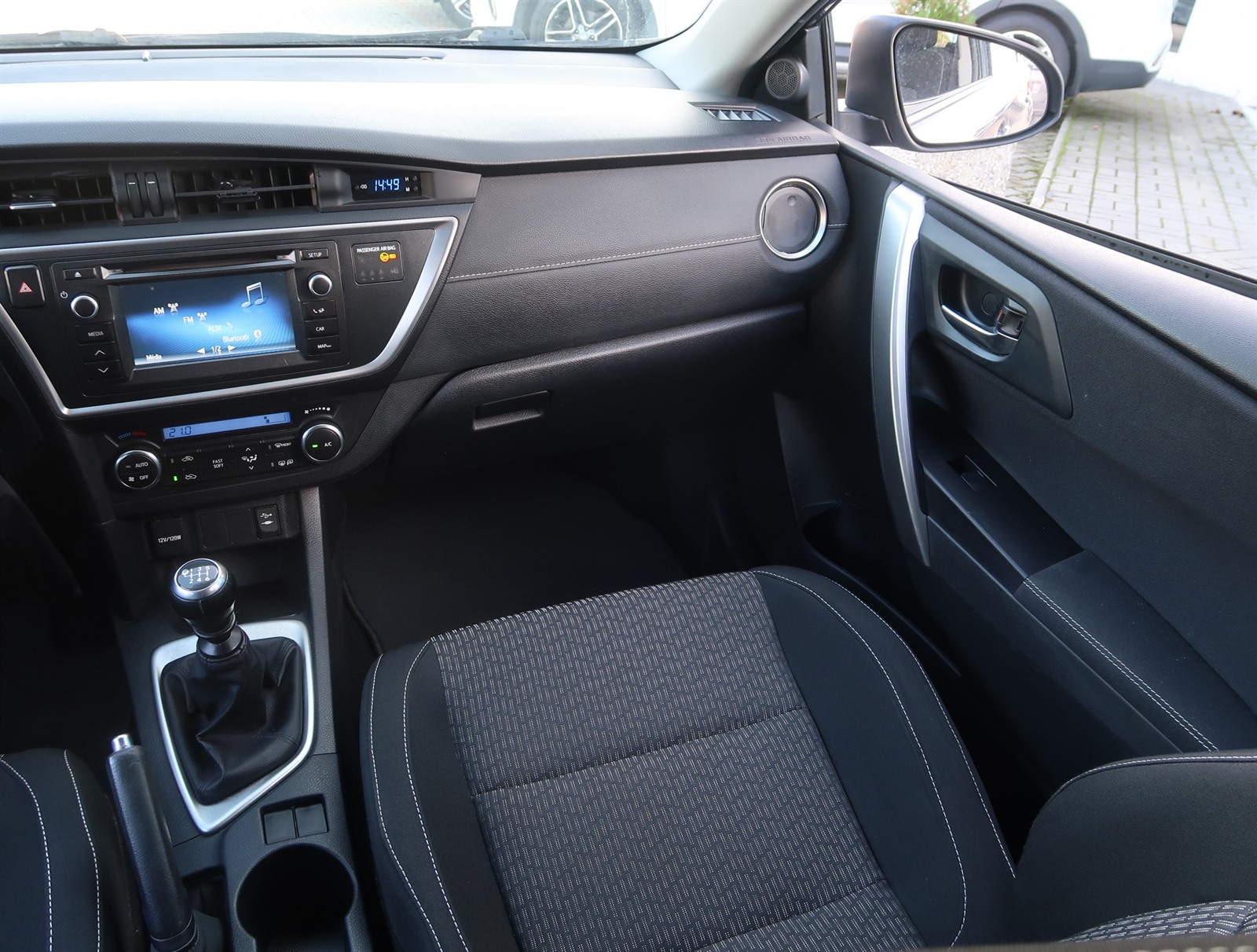 Toyota Auris, 2014 - pohled č. 11