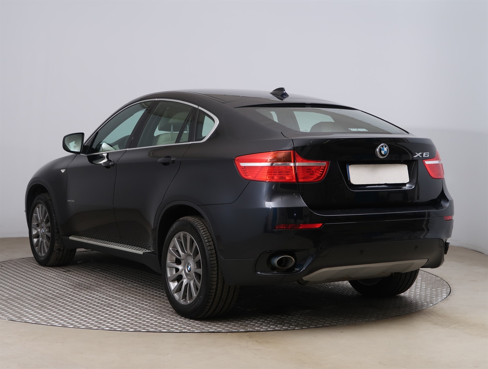 BMW X6, 2012 - pohled č. 5
