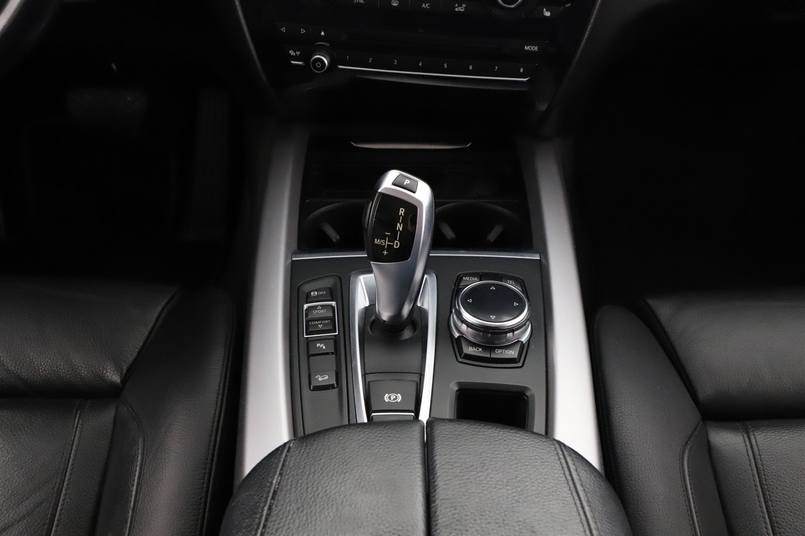 BMW X5, 2014 - pohled č. 16