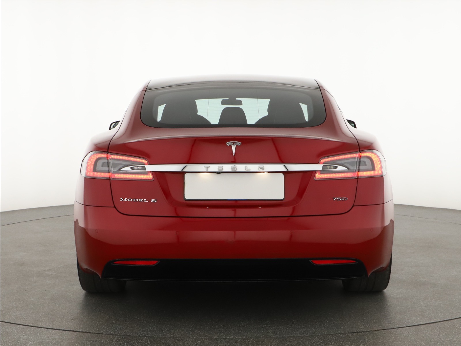 Tesla Model S, 2018 - pohled č. 6