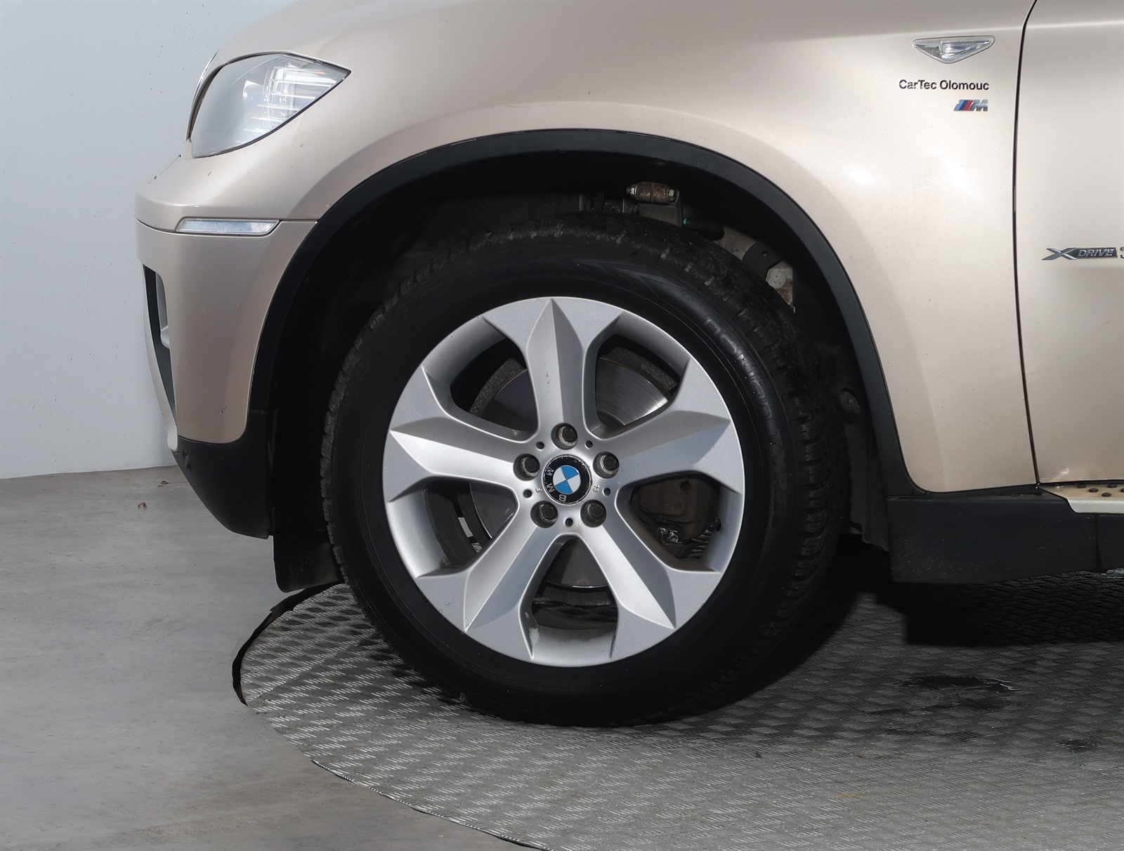 BMW X6, 2014 - pohled č. 21