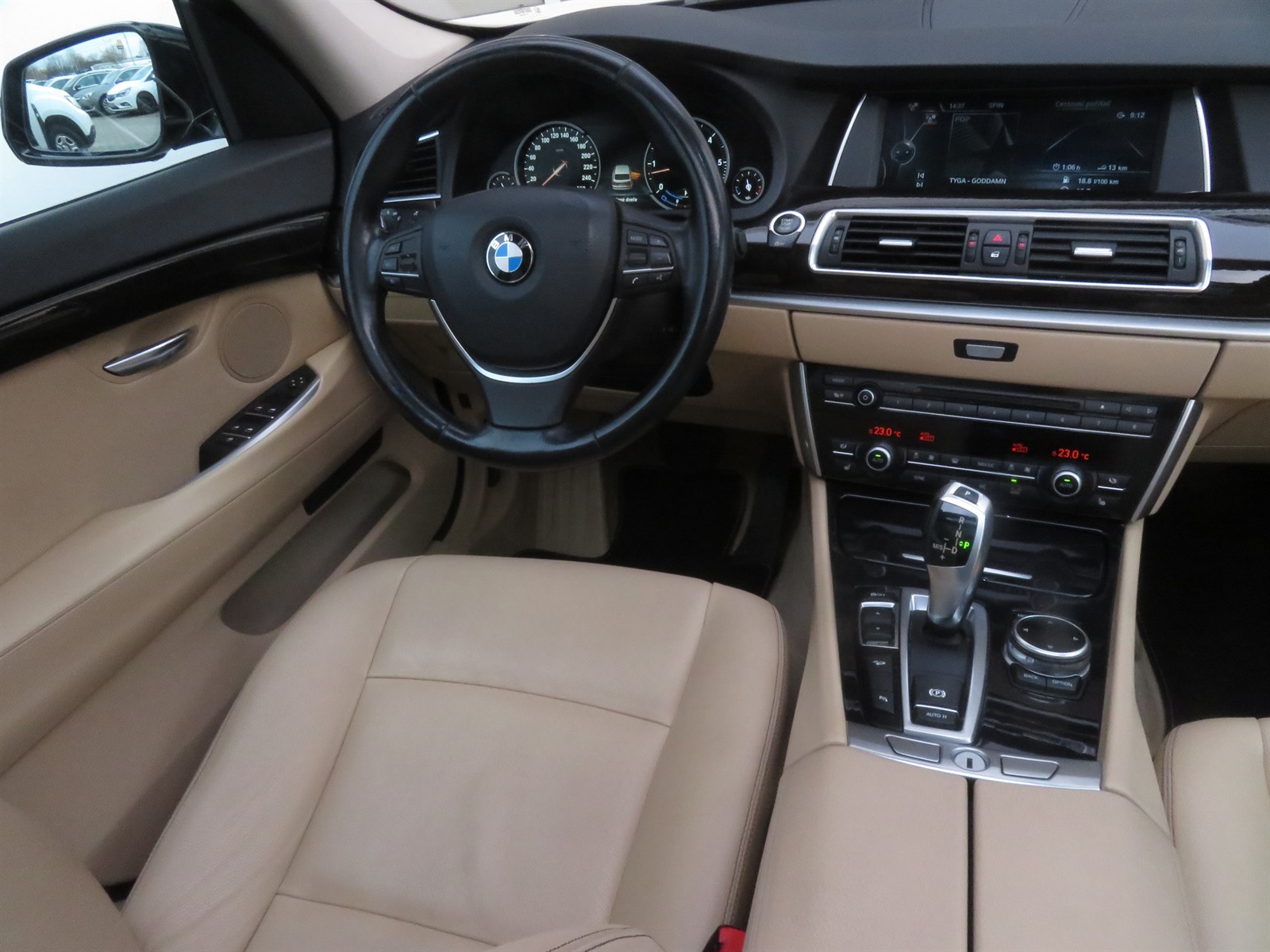 BMW 5GT, 2014 - pohled č. 9