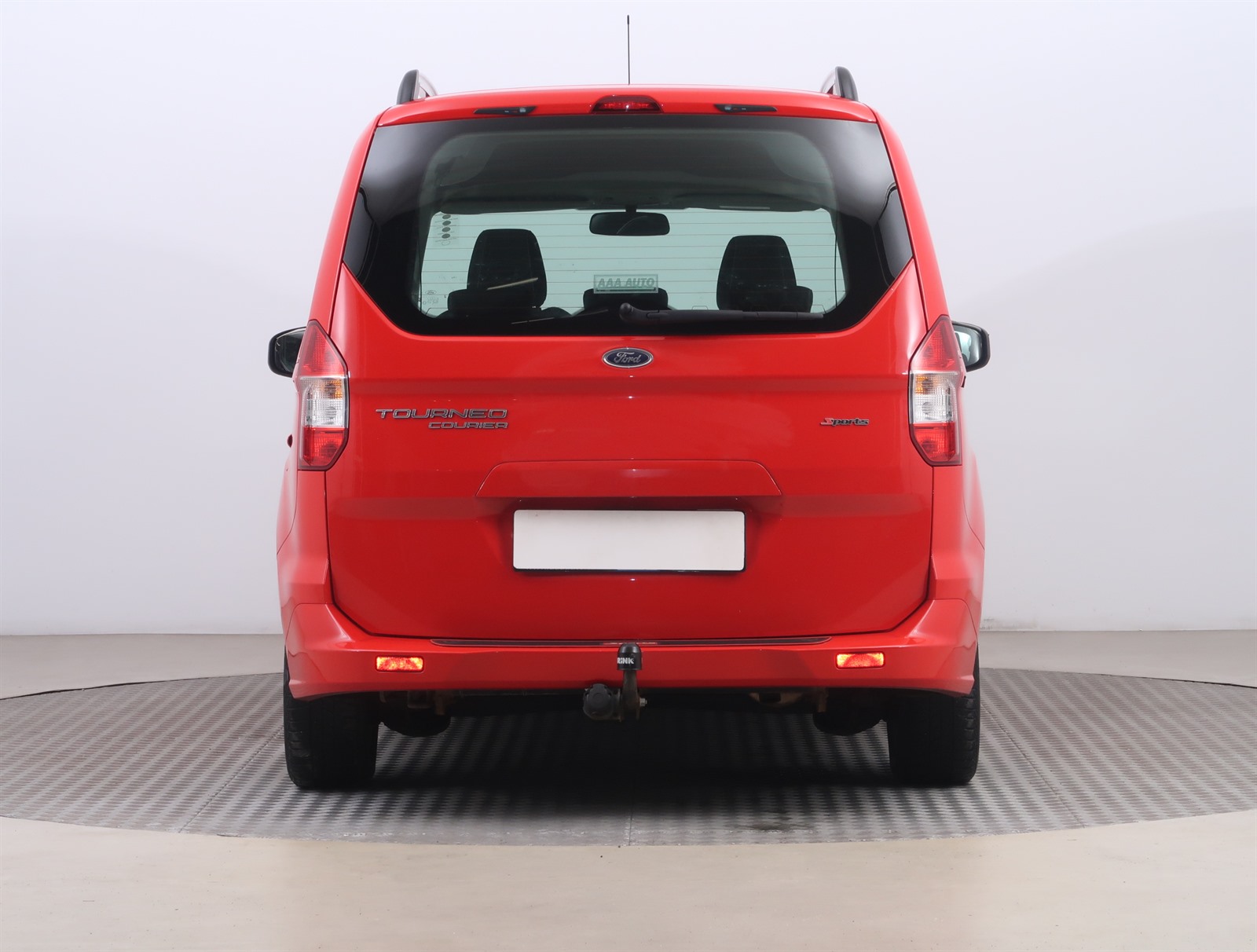 Ford Tourneo Courier, 2019 - pohled č. 6