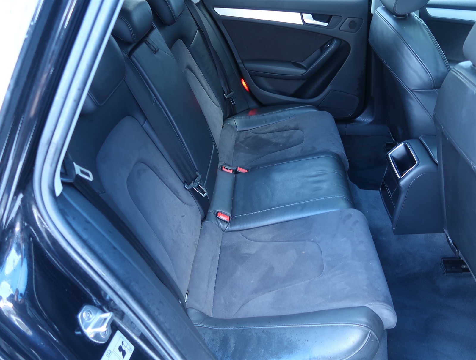Audi A4, 2014 - pohled č. 13