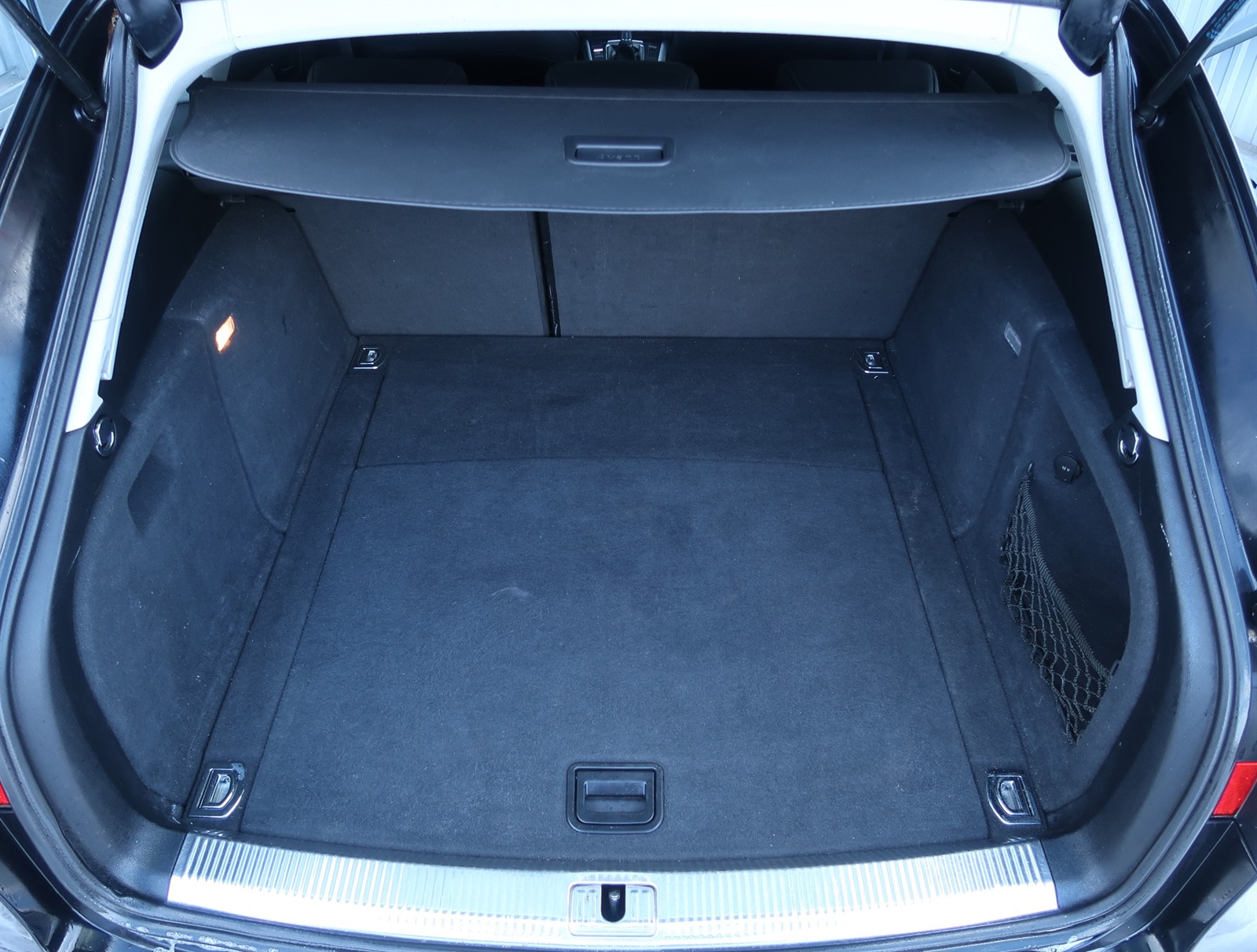 Audi A4, 2014 - pohled č. 20