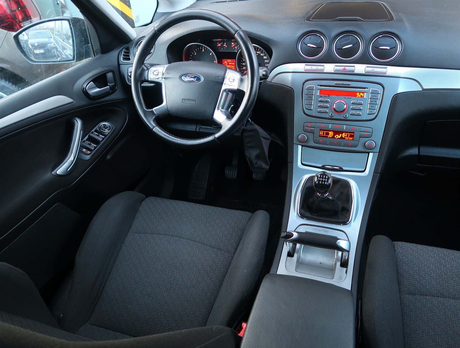 Ford S-MAX, 2008 - pohled č. 9