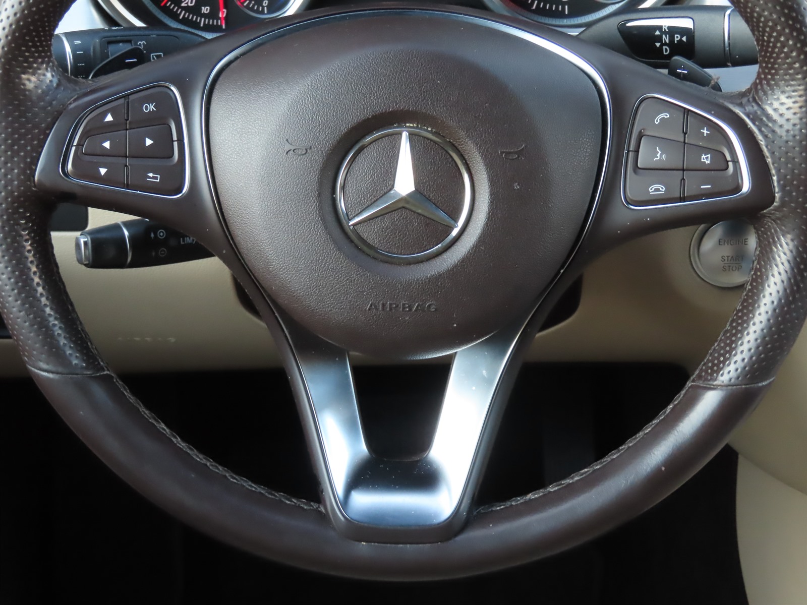 Mercedes-Benz GLE, 2016 - pohled č. 27