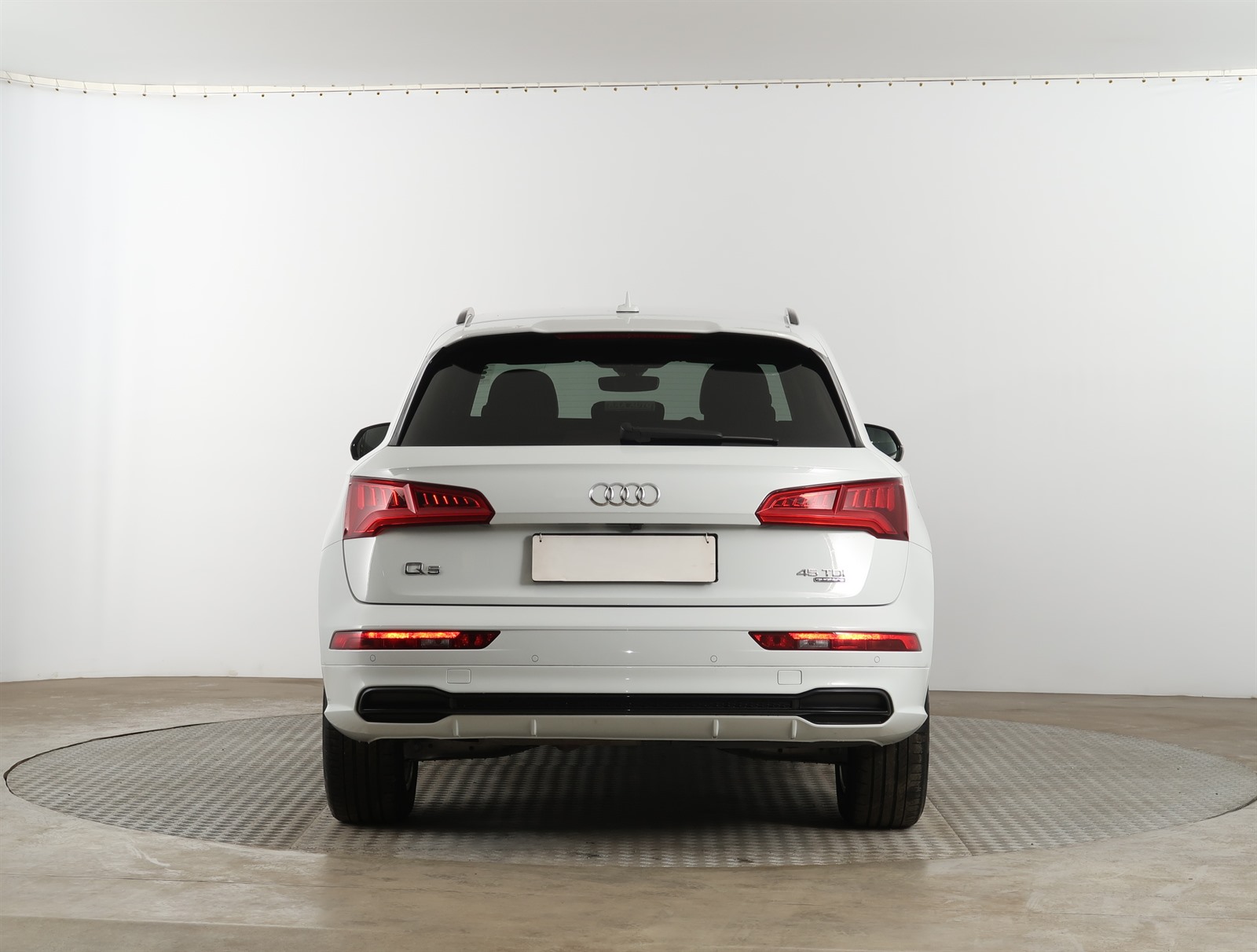 Audi Q5, 2020 - pohled č. 6
