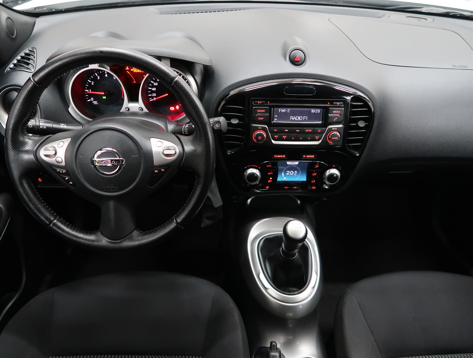 Nissan Juke, 2015 - pohled č. 10