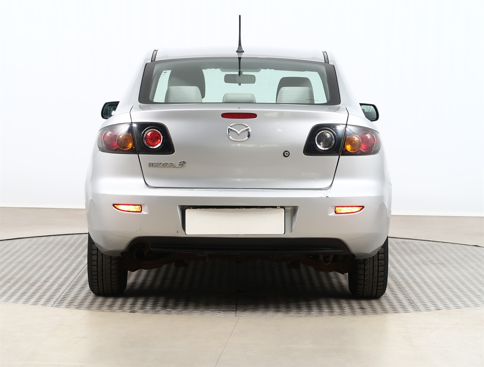 Mazda 3, 2006 - pohled č. 6