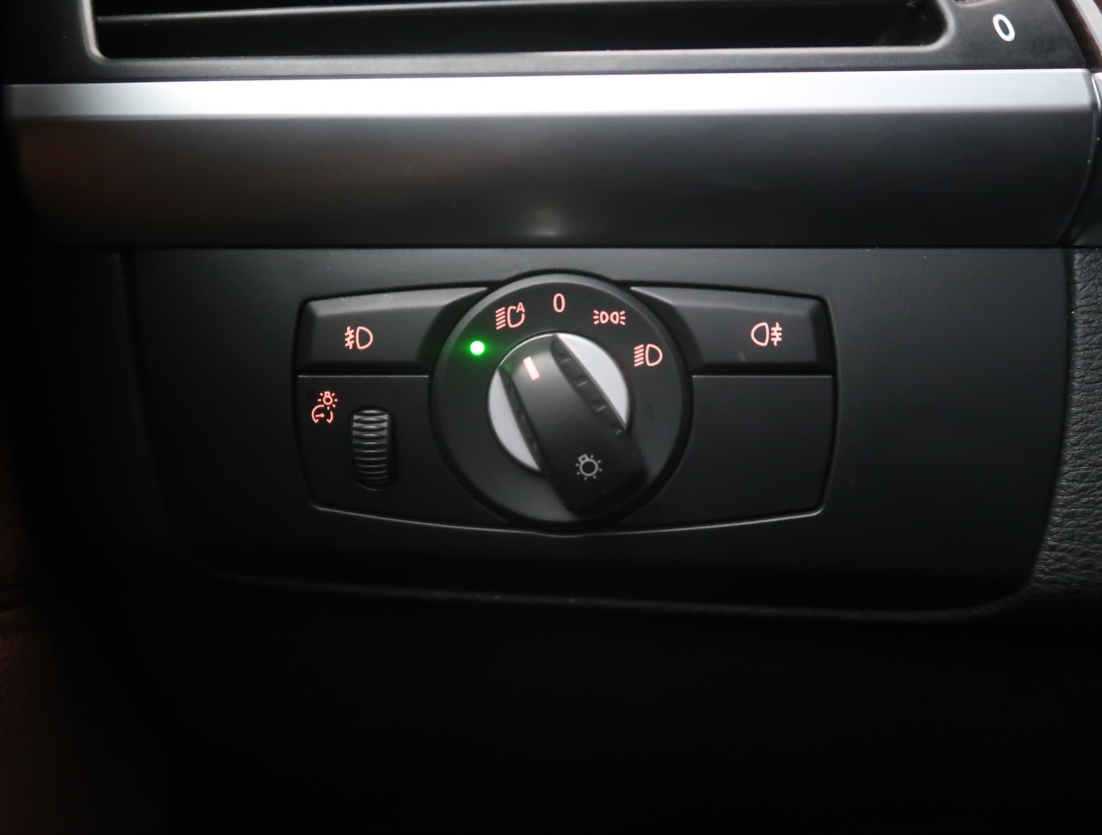 BMW X5, 2011 - pohled č. 27