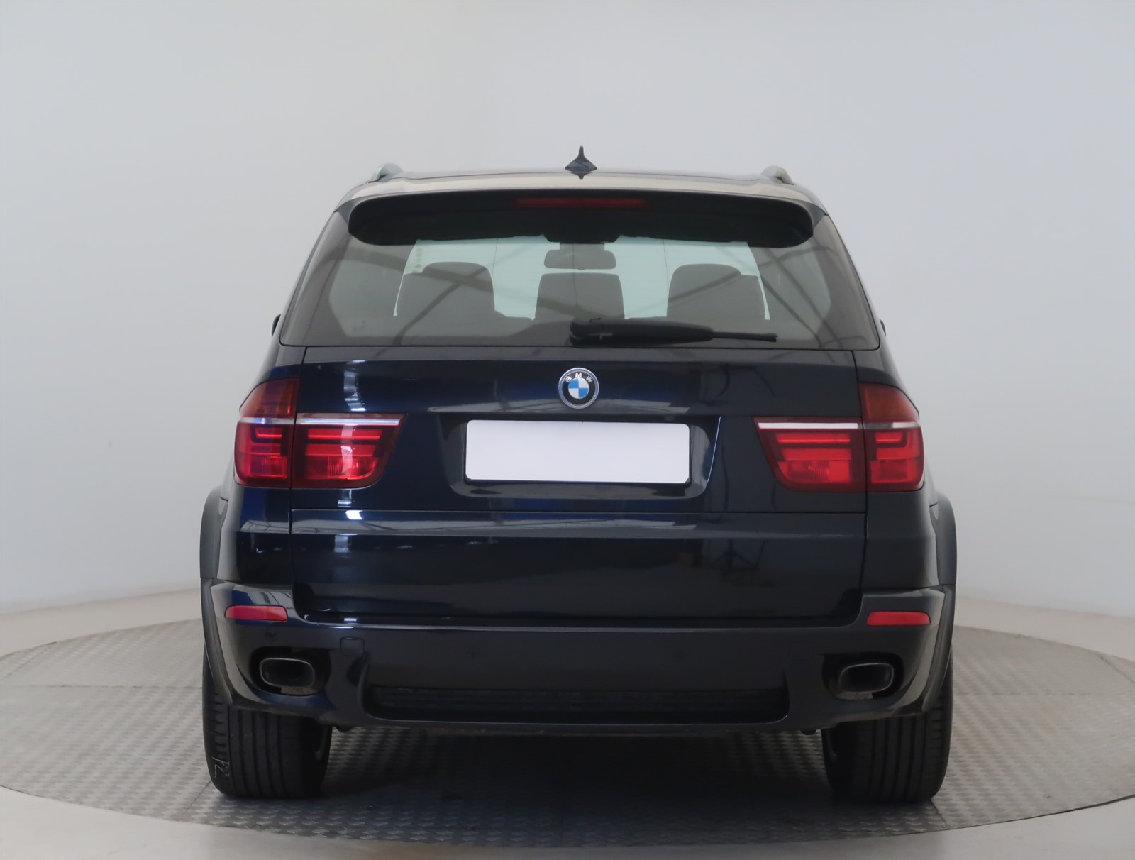BMW X5, 2011 - pohled č. 6