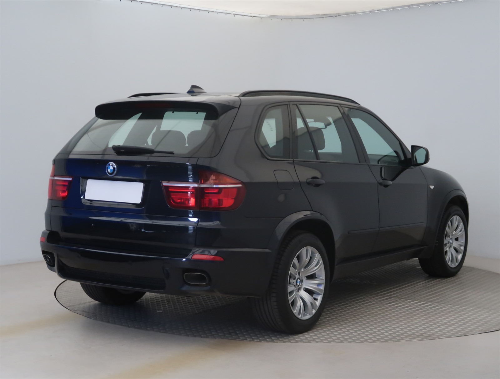BMW X5, 2011 - pohled č. 7