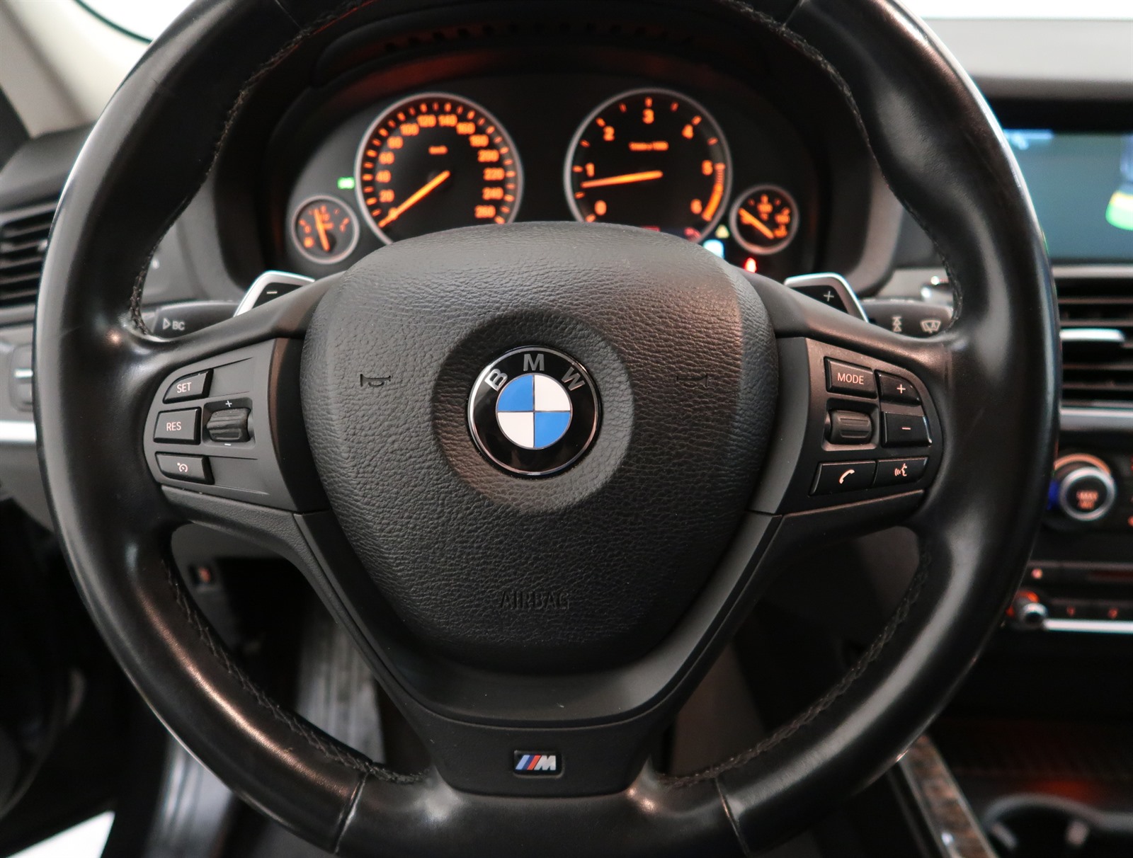 BMW X3, 2012 - pohled č. 25