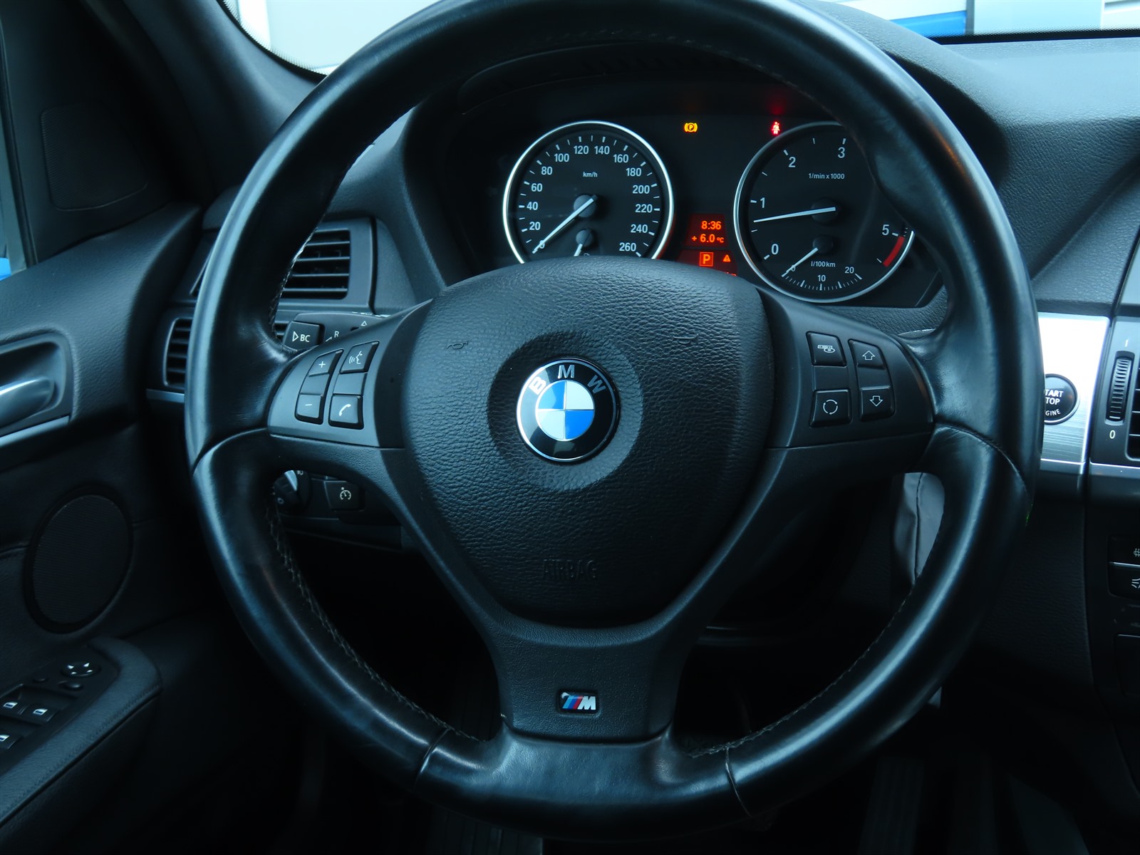 BMW X5, 2011 - pohled č. 28