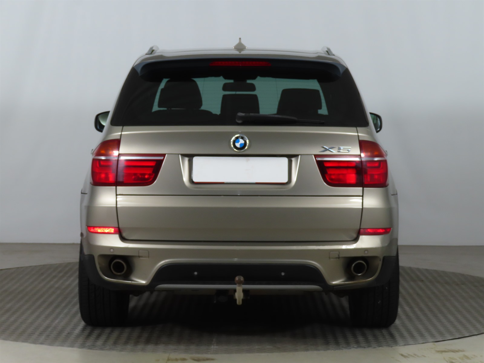 BMW X5, 2011 - pohled č. 6