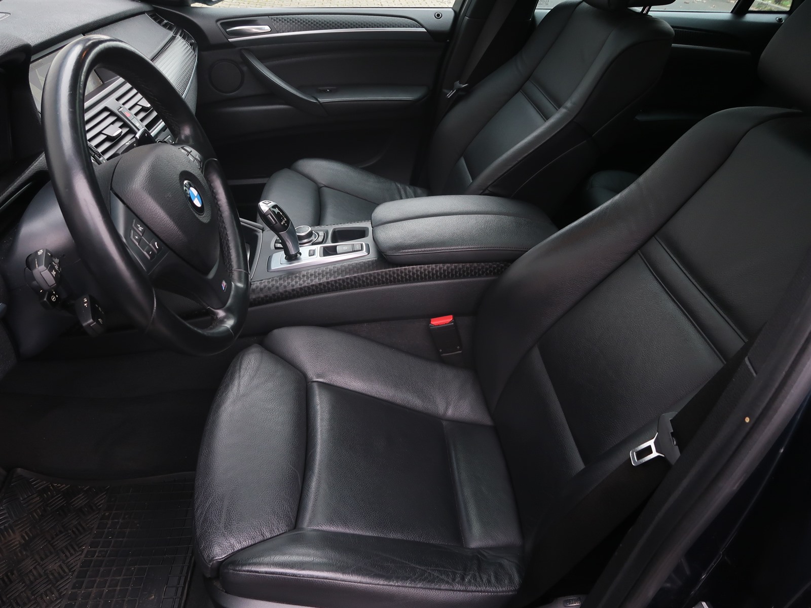 BMW X6, 2014 - pohled č. 16