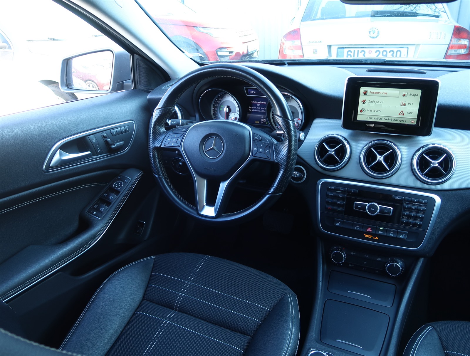 Mercedes-Benz GLA, 2014 - pohled č. 9