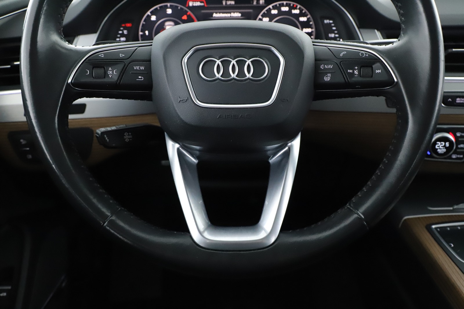 Audi Q7, 2017 - pohled č. 21