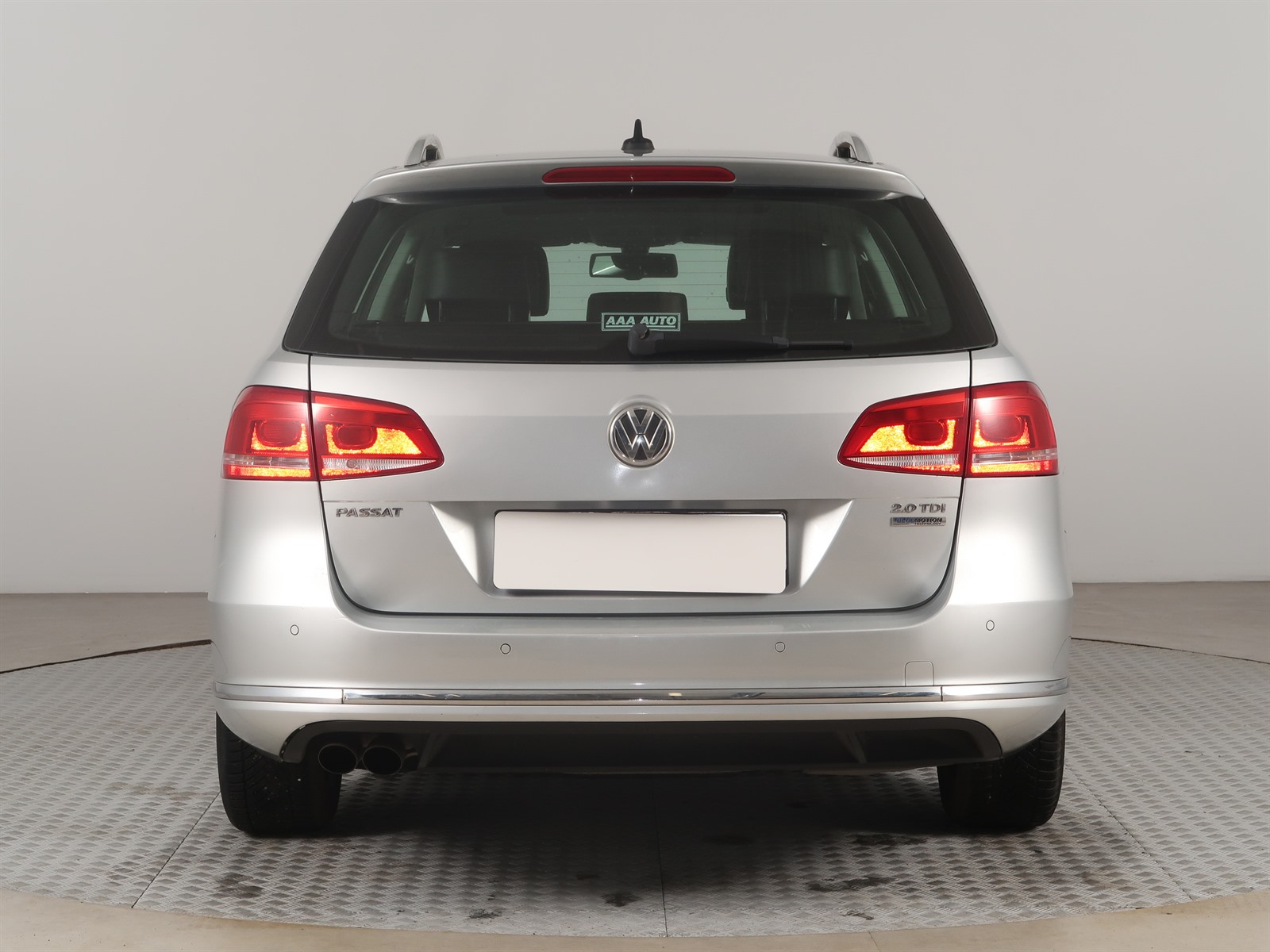 Volkswagen Passat, 2014 - pohled č. 6