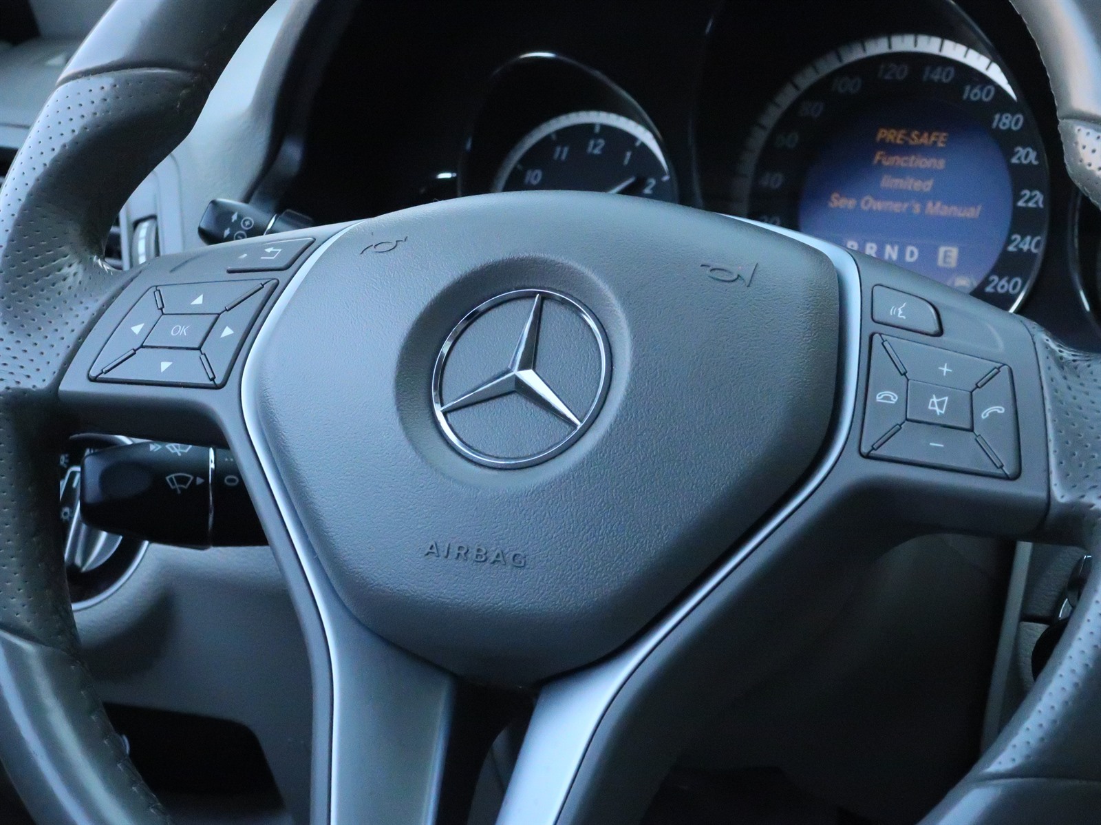 Mercedes-Benz E, 2012 - pohled č. 27