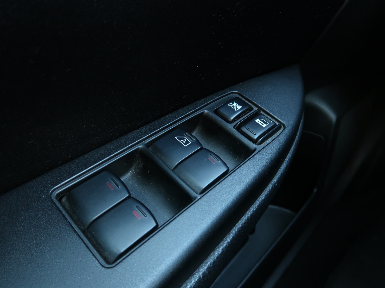 Subaru Legacy, 2010 - pohled č. 24