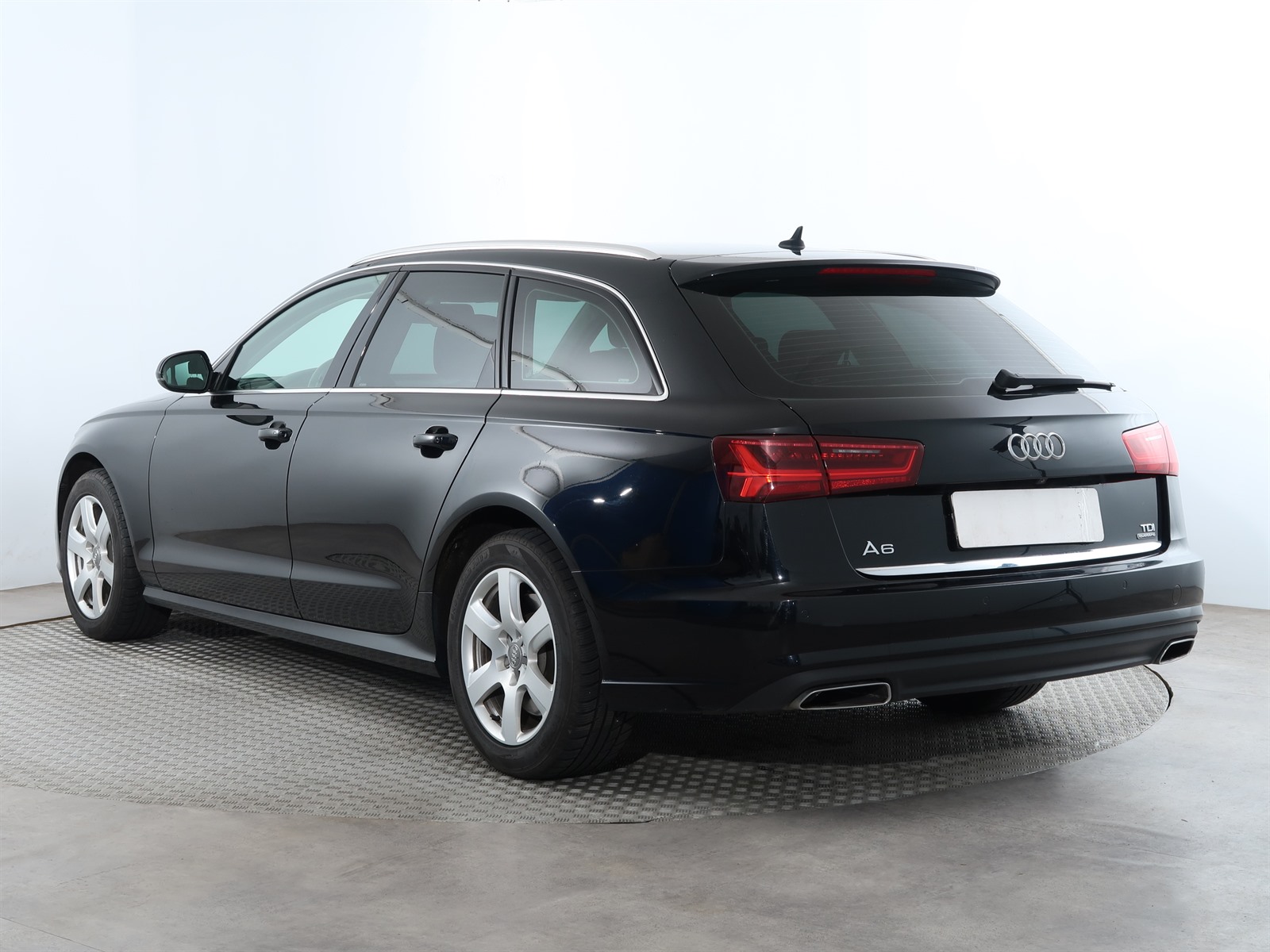 Audi A6, 2014 - pohled č. 5