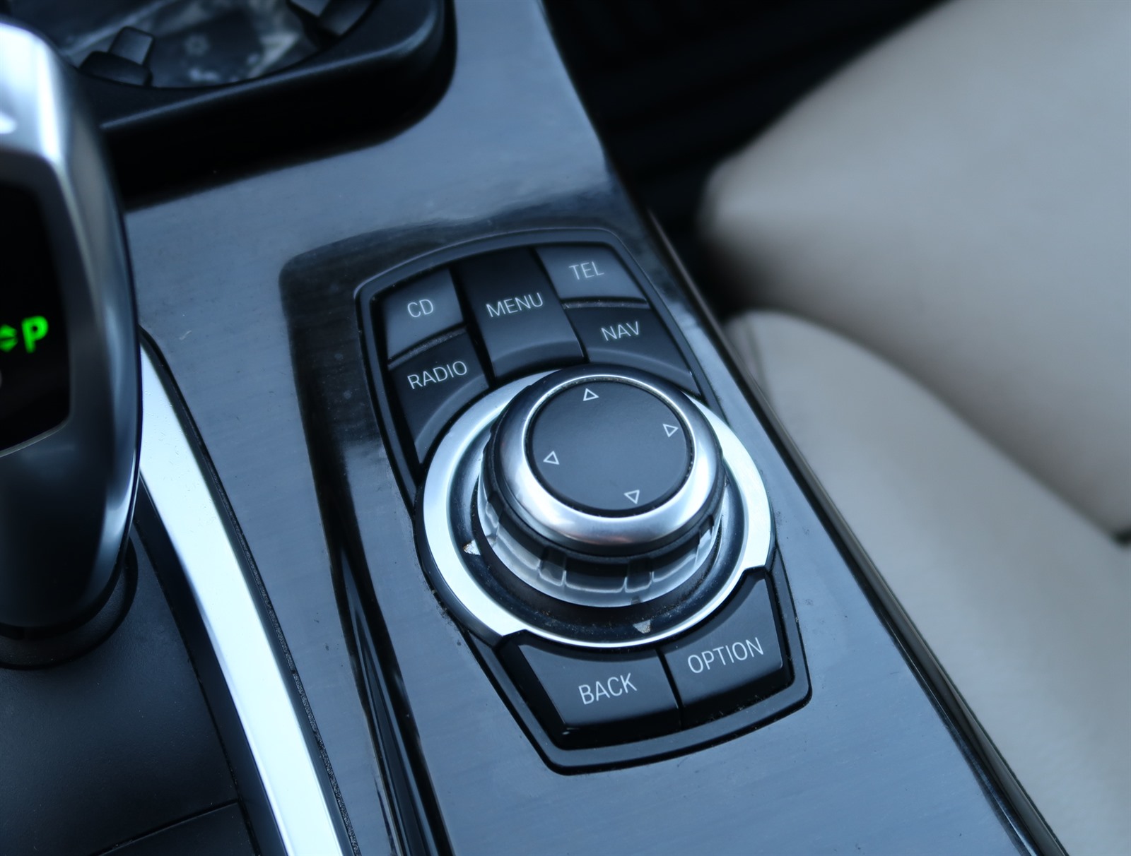 BMW Řada 5, 2011 - pohled č. 28