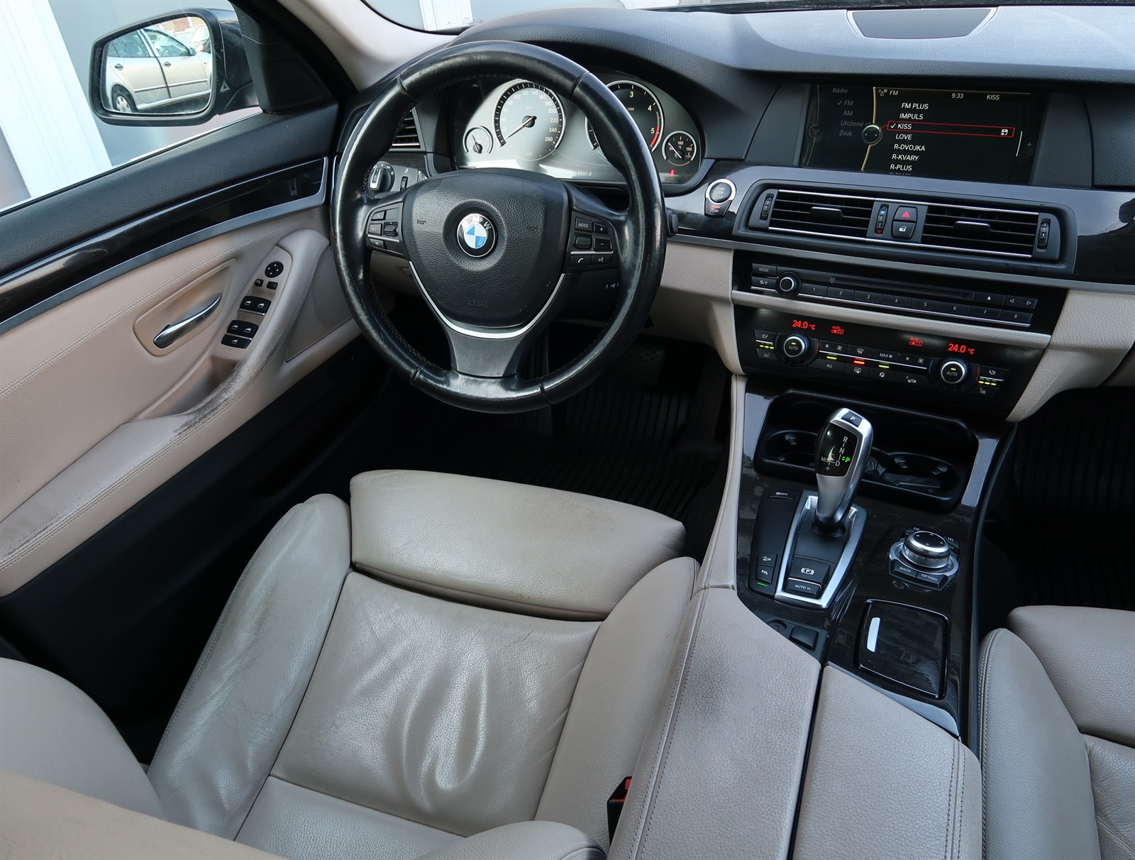 BMW Řada 5, 2011 - pohled č. 9