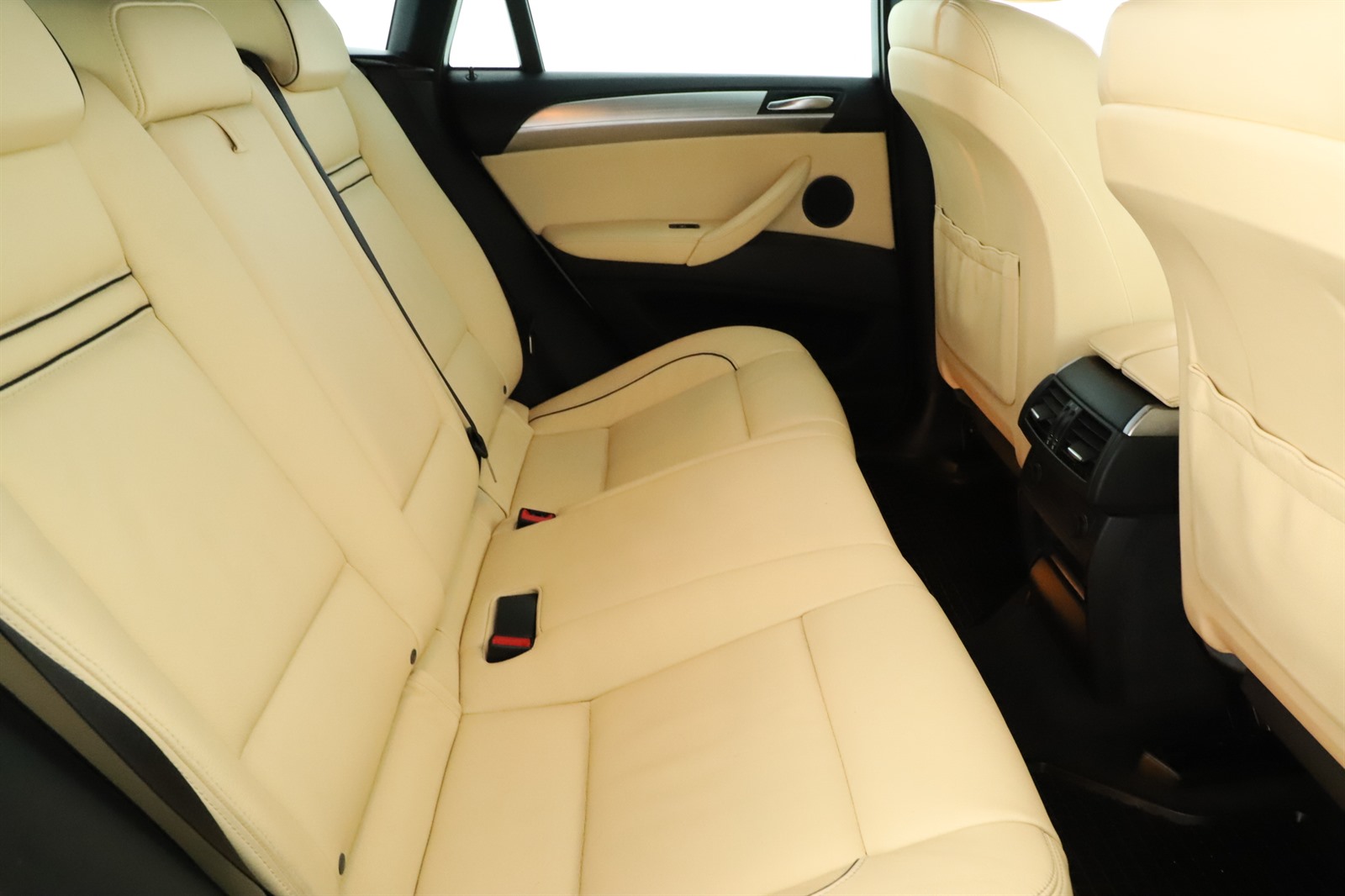 BMW X6, 2013 - pohled č. 11