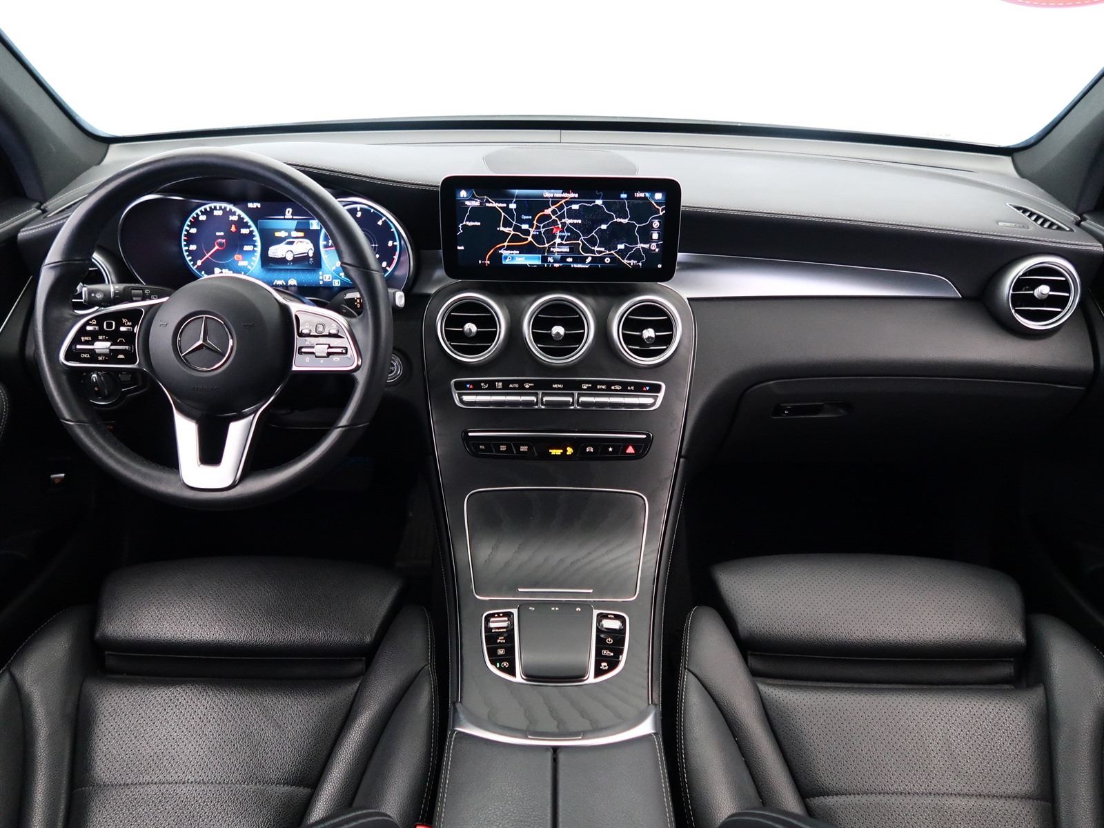 Mercedes-Benz GLC, 2019 - pohled č. 10