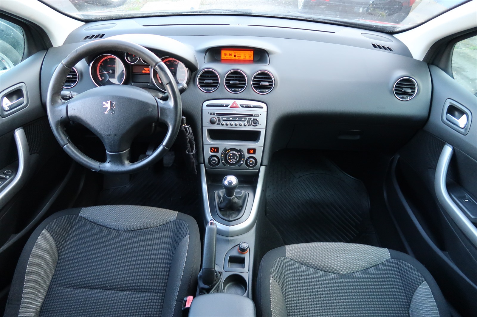 Peugeot 308, 2007 - pohled č. 10