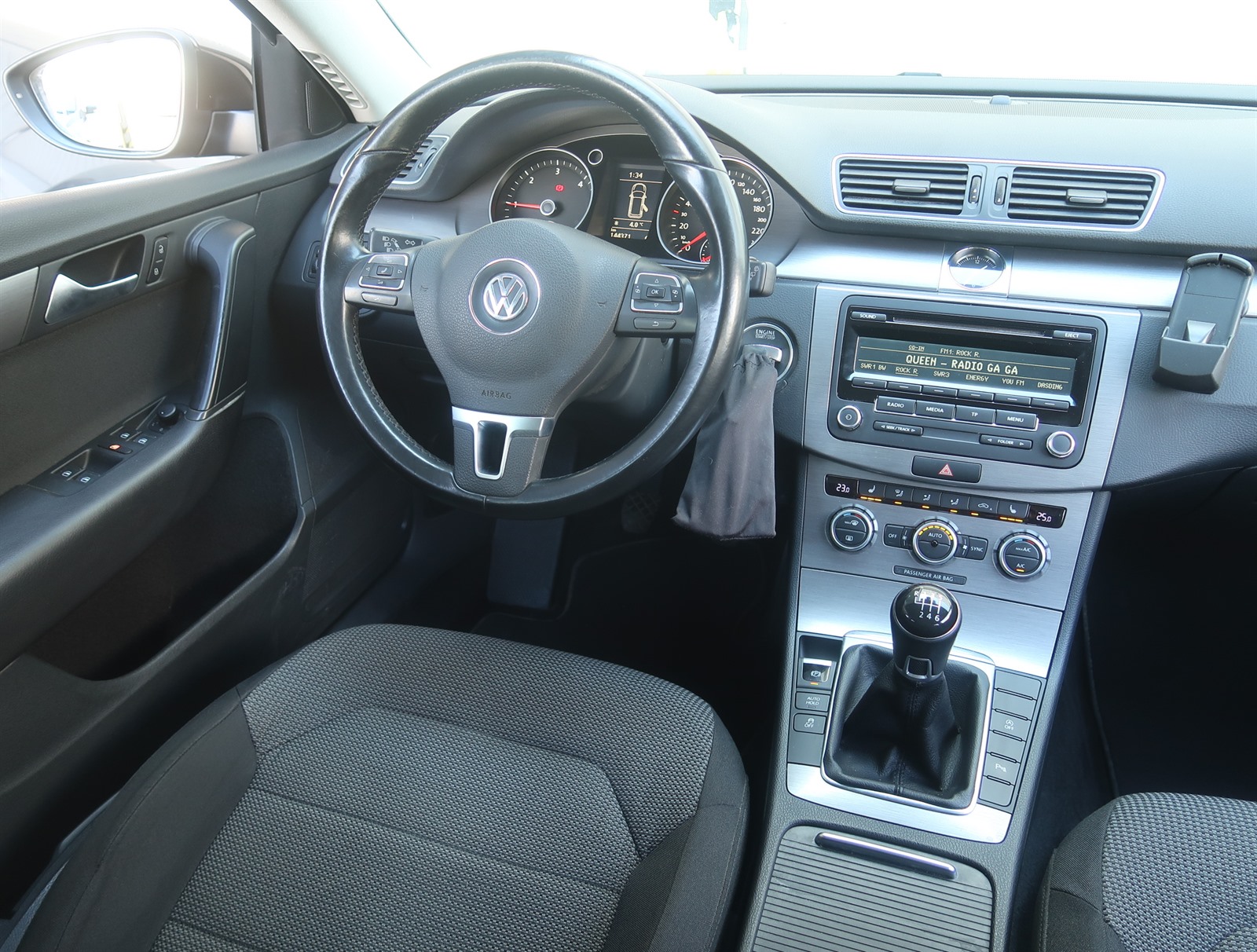 Volkswagen Passat, 2014 - pohled č. 9