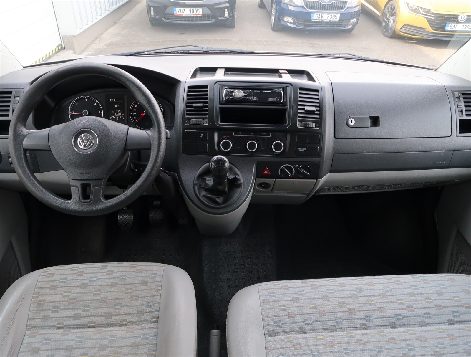 Volkswagen Transporter, 2010 - pohled č. 10