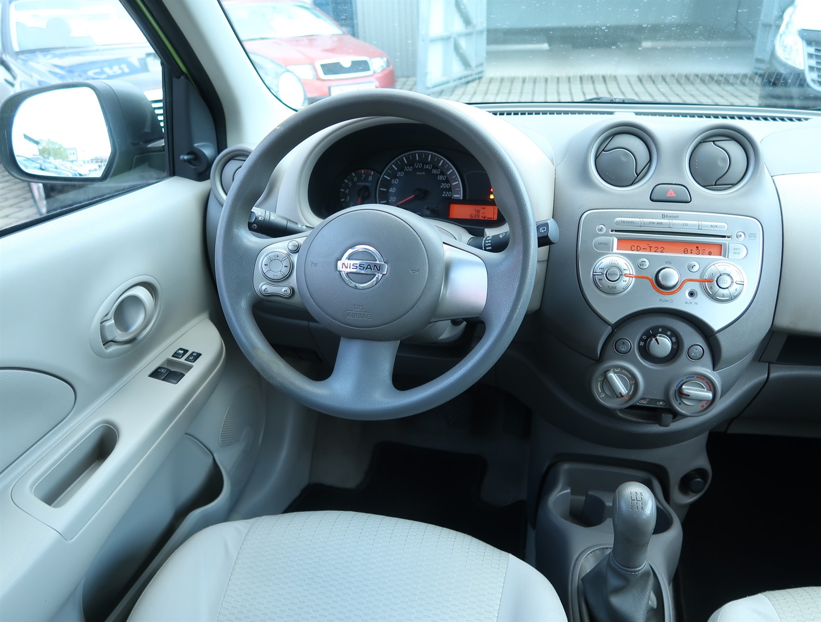 Nissan Micra, 2013 - pohled č. 9