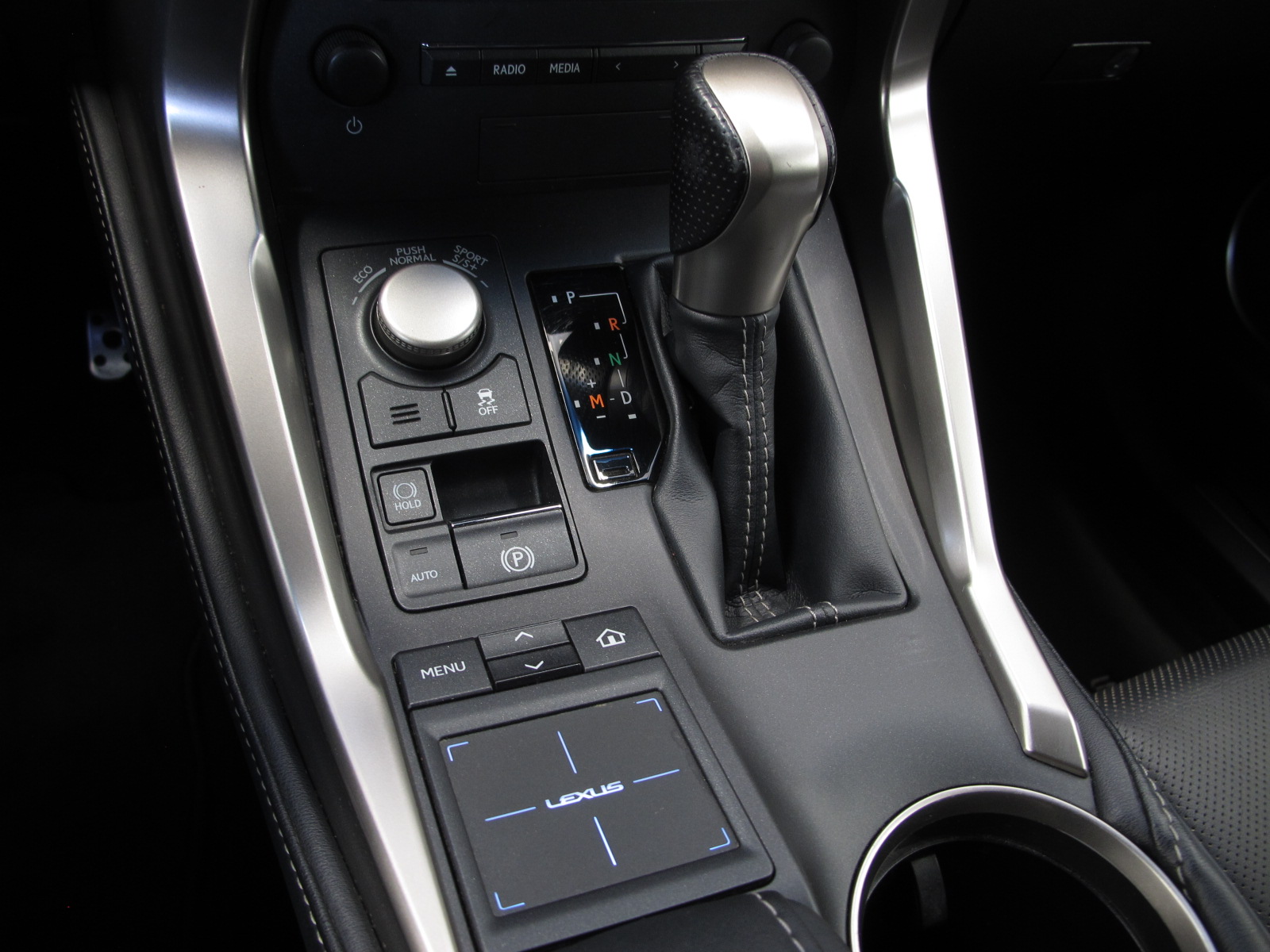 Lexus NX, 2015 - pohled č. 19