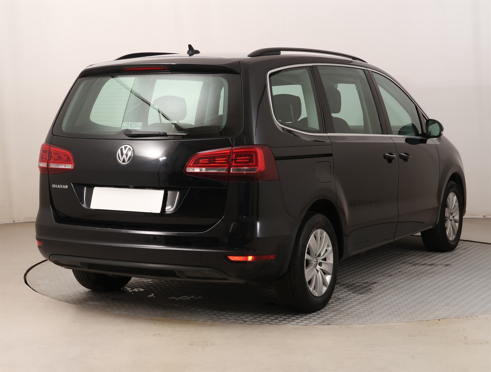Volkswagen Sharan, 2019 - pohled č. 7