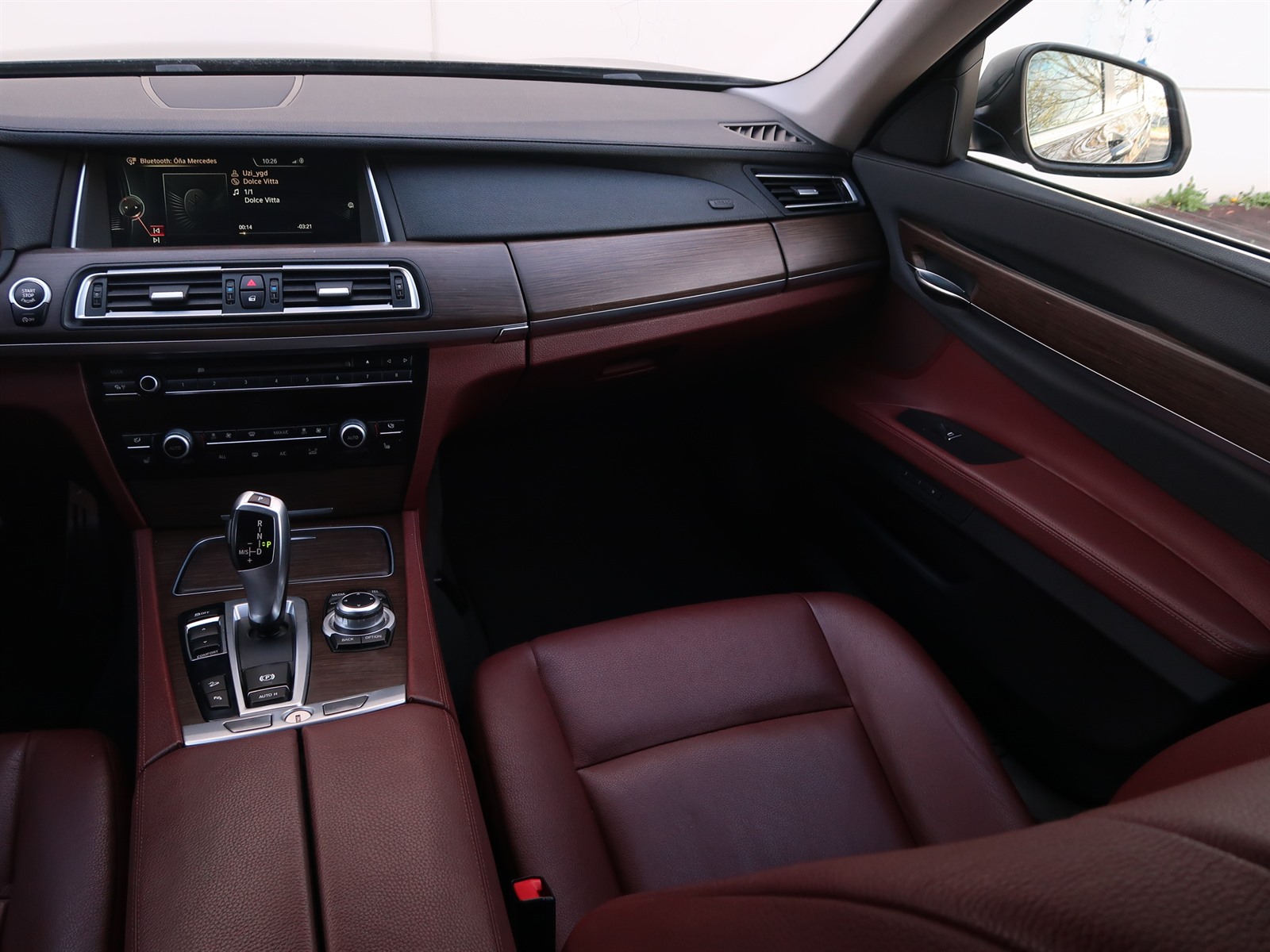 BMW 7, 2012 - pohled č. 11