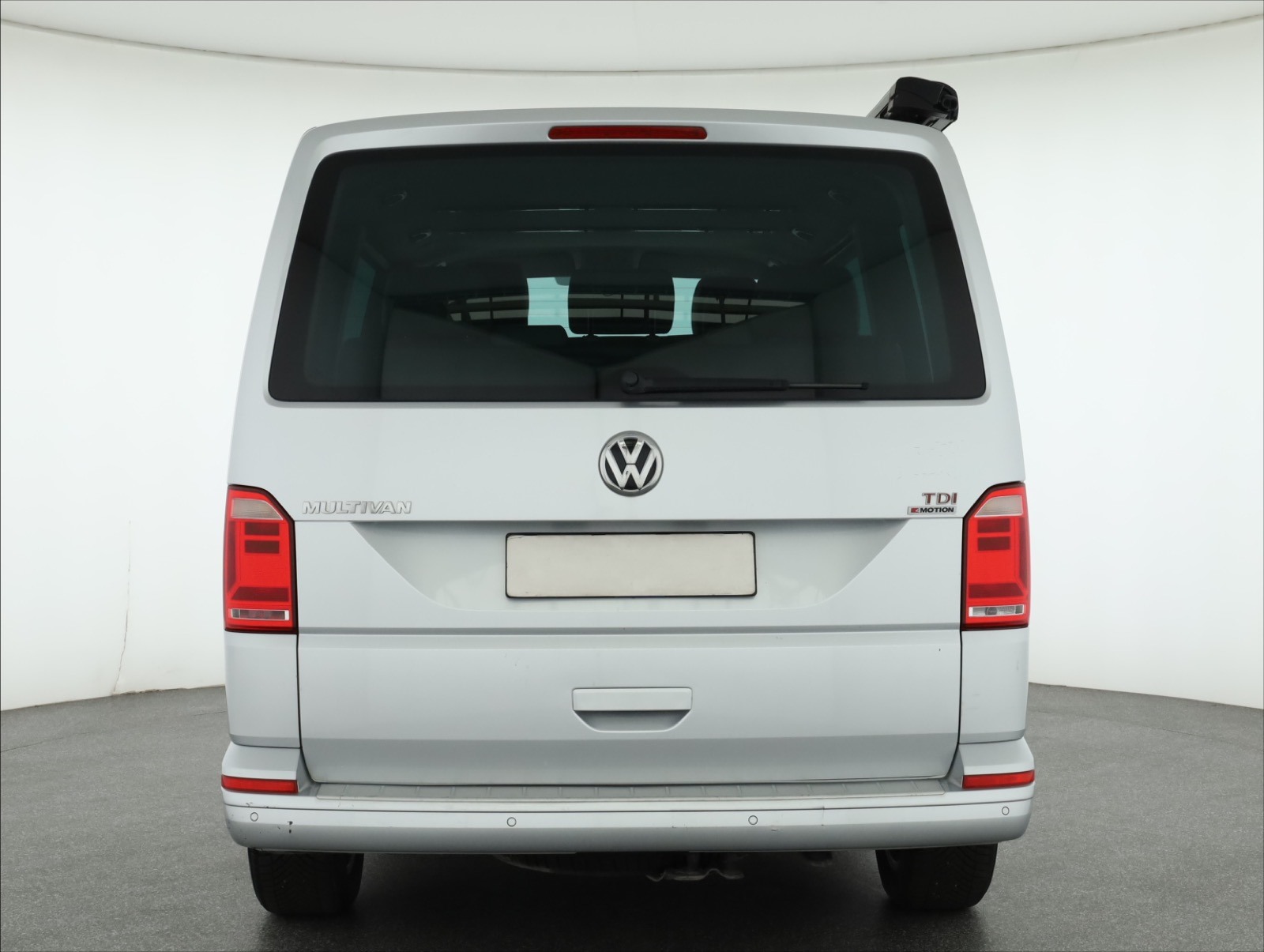 Volkswagen Multivan, 2015 - pohled č. 6